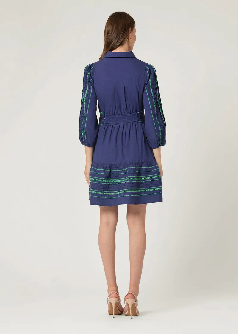 Sleek Layer Towns Dress in Navy/Green
