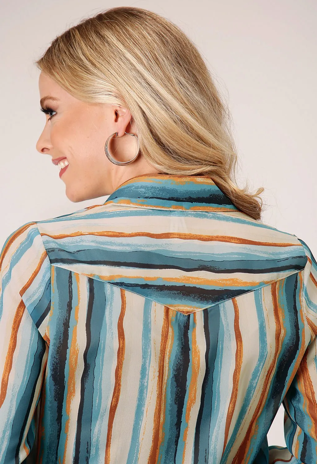 Relaxed Fit Roper Womens Watercolor Stripe Multi-Color 100% Polyester L/S Shirt