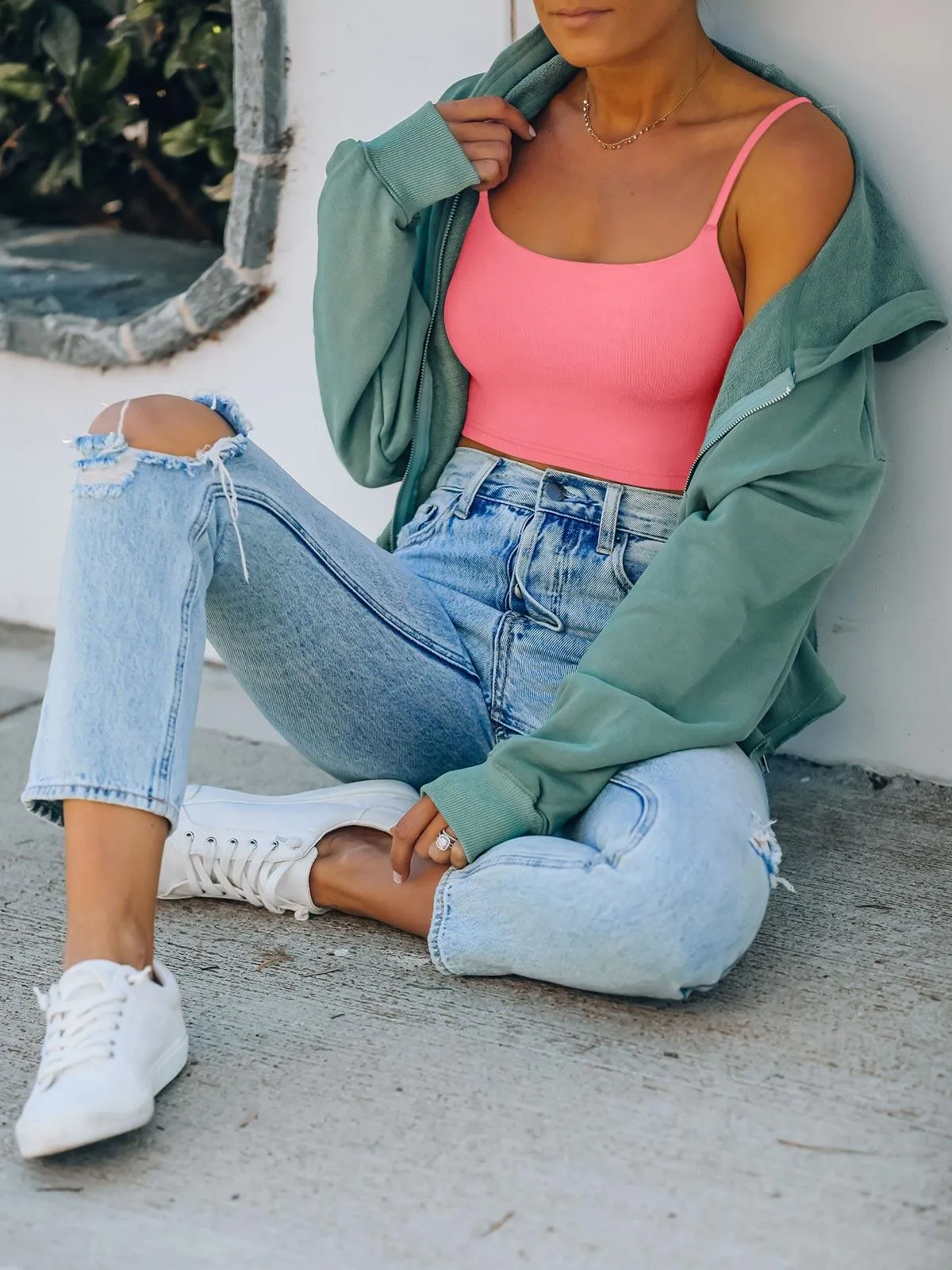 Adjustable Spaghetti Strap Seamless Camisole Crop Tops