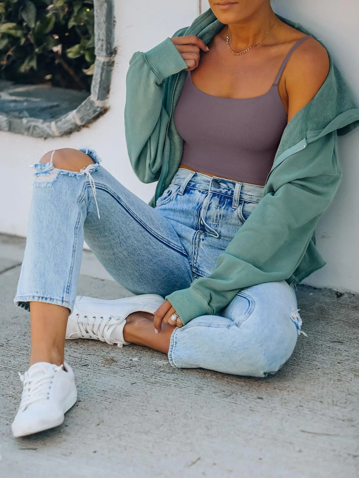 Adjustable Spaghetti Strap Seamless Camisole Crop Tops