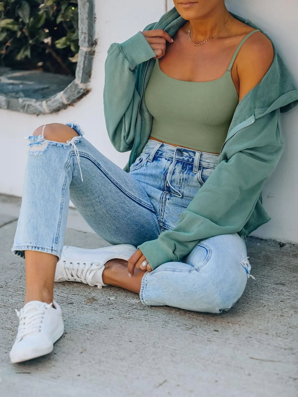 Adjustable Spaghetti Strap Seamless Camisole Crop Tops
