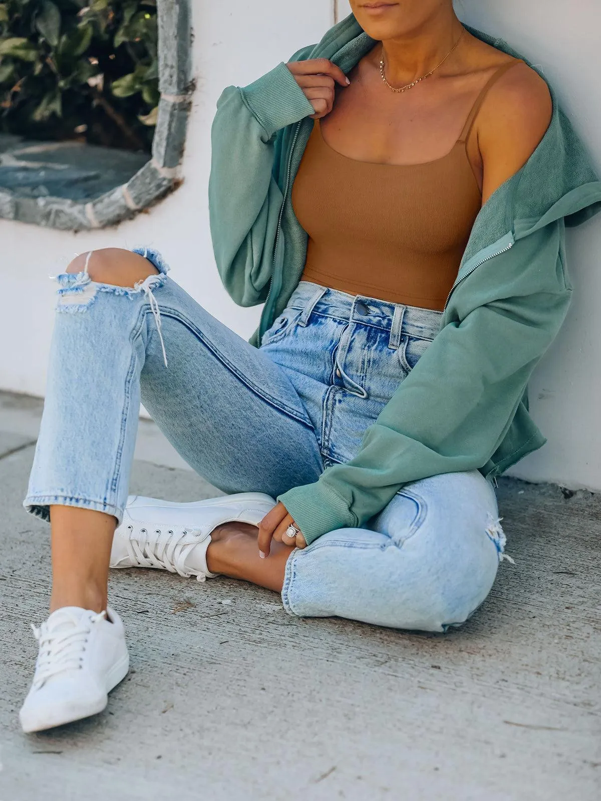 Adjustable Spaghetti Strap Seamless Camisole Crop Tops