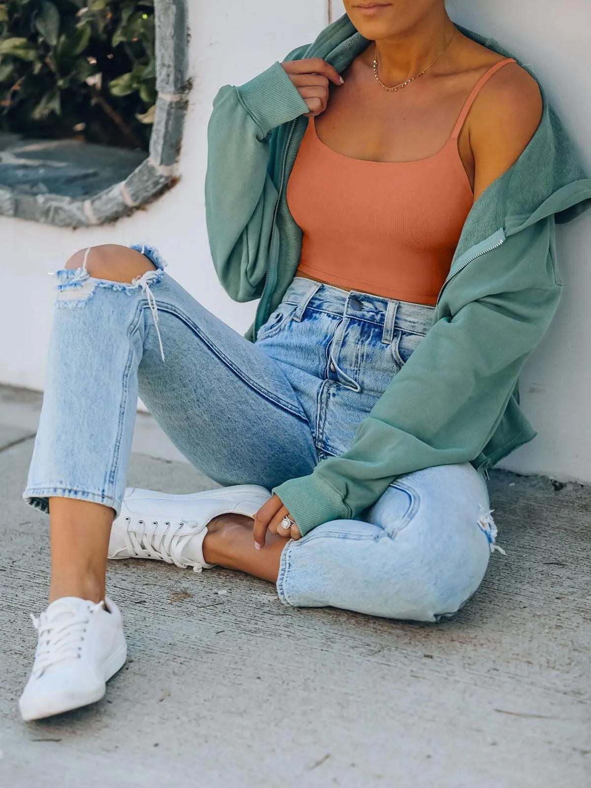 Adjustable Spaghetti Strap Seamless Camisole Crop Tops