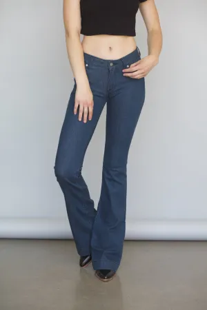 All Day Wear Kimes Ranch Womens Lola Jeans Dark Indigo Cotton Blend Wide Flare Leg Body Fit Ready Kimes Ranch Womens Lola Jeans Dark Indigo Cotton Blend Wide Flare Leg
