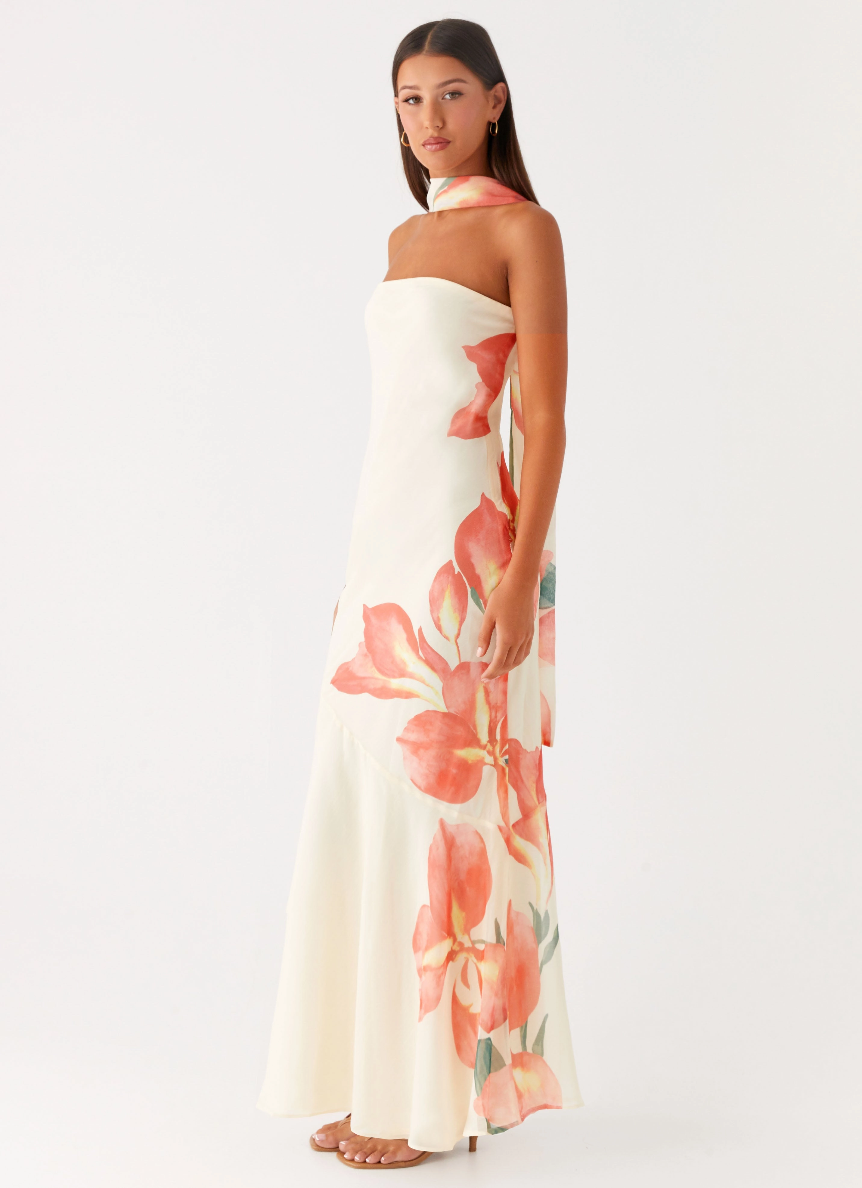 Under The Pagoda Maxi Dress - Siena Floral Lounge Ready Feel Good