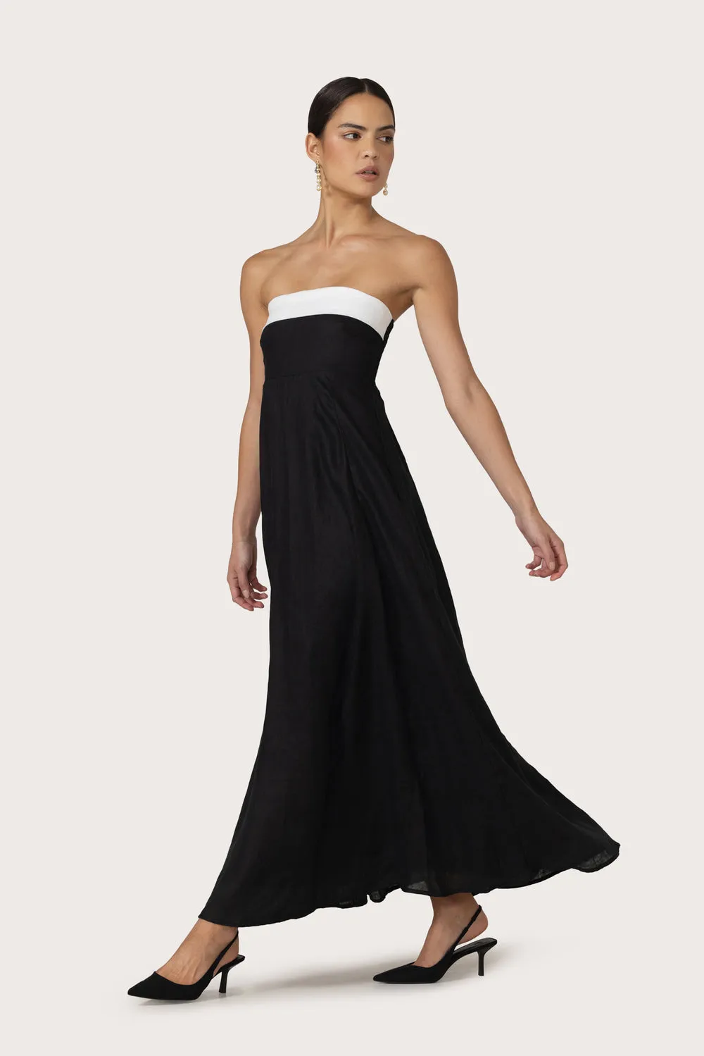 Crisp Detail Romantic Style Alora Linen Maxi Dress in Black White