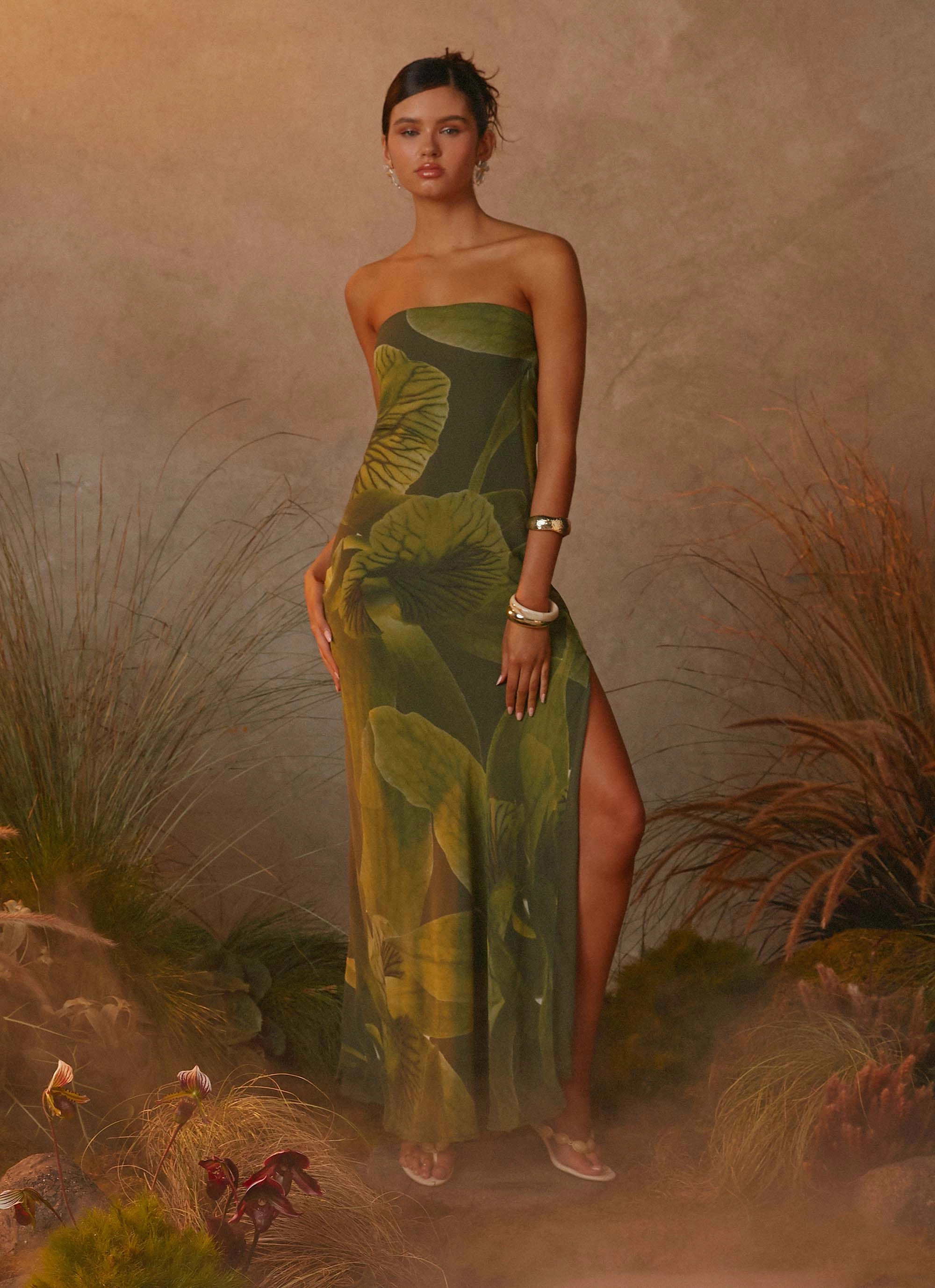 Easy and Effortless Modern Waist Nettle Maxi Dress - Tropic Floral