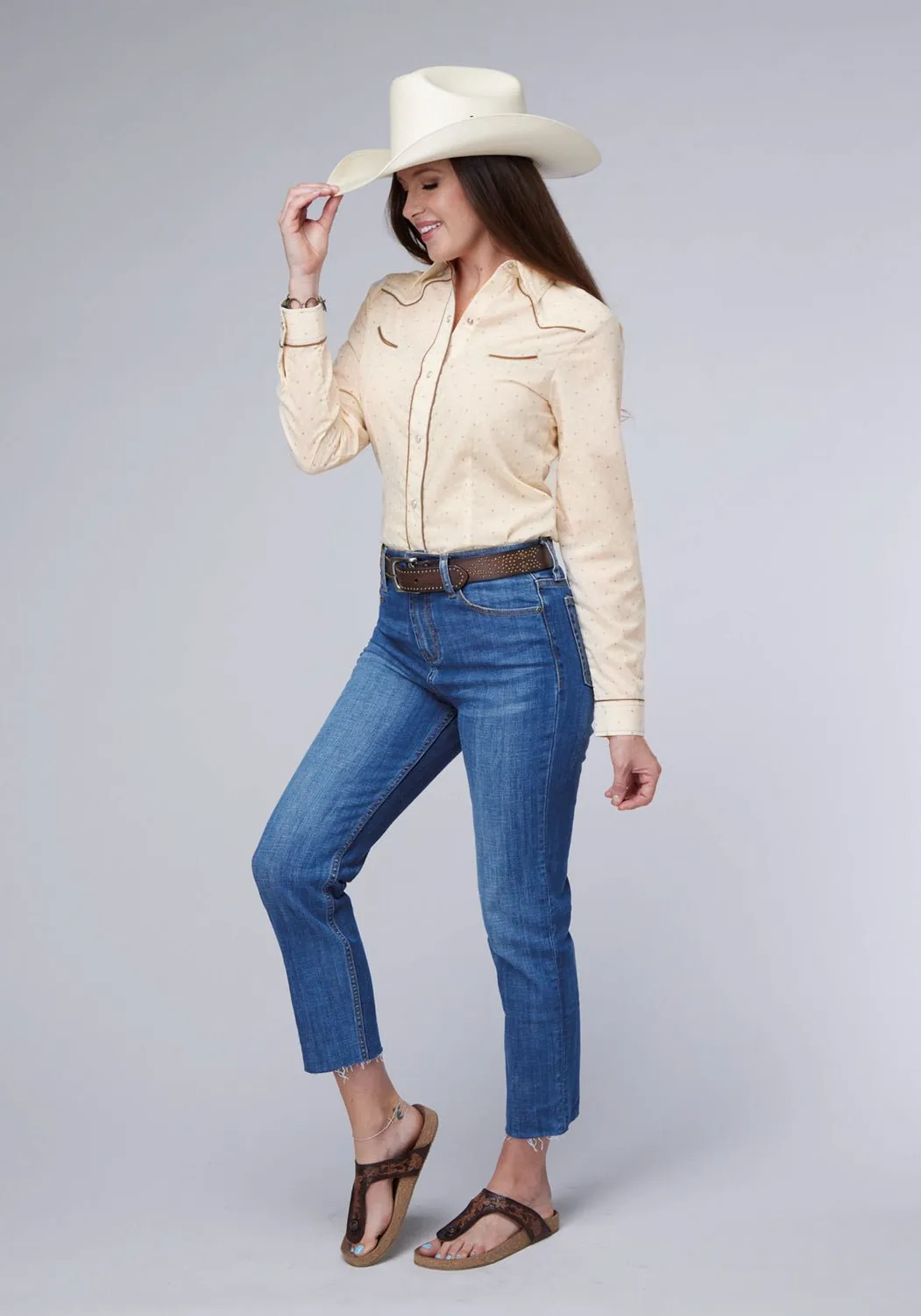 Roper Womens Diamond Wallpaper White/Cream Poly/Cotton L/S Shirt Work-to-Weekend Non Restrictive Fit
