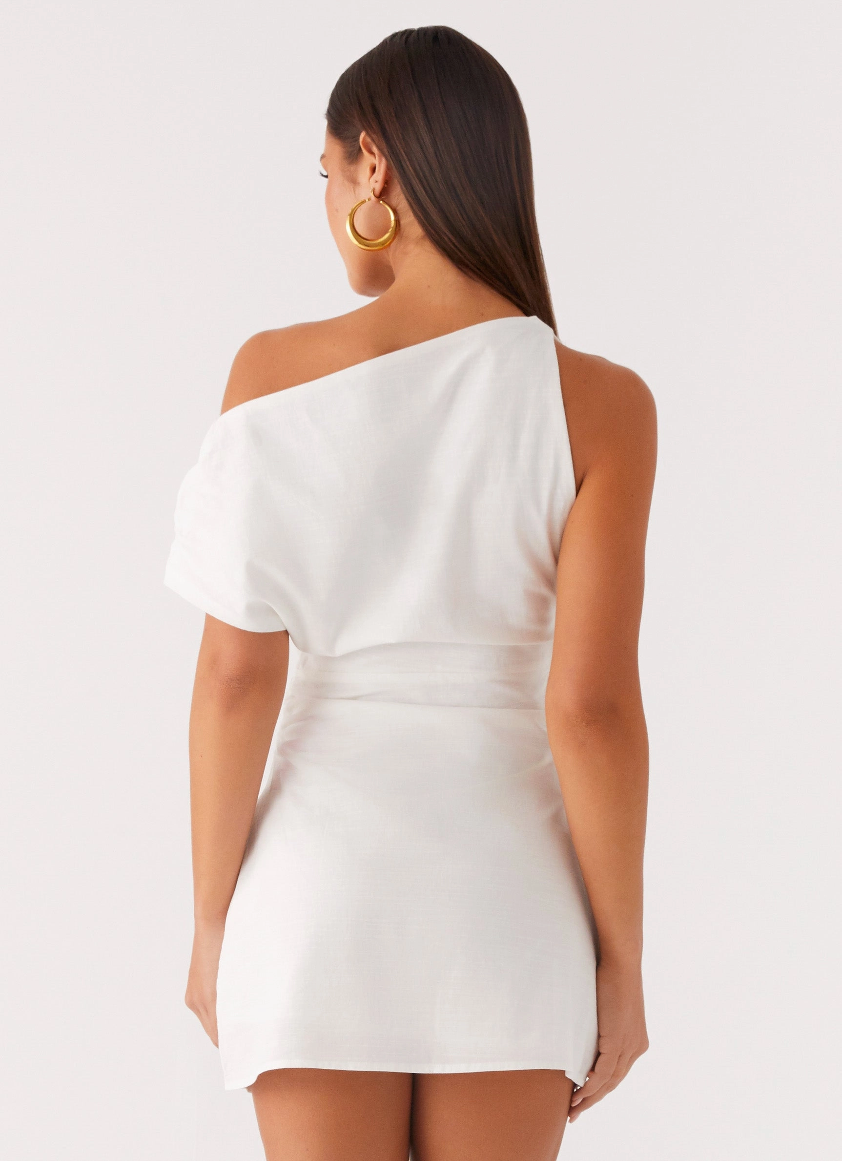 Trendy Wearable Moonlight Oasis Asymmetrical Mini Dress - Off White