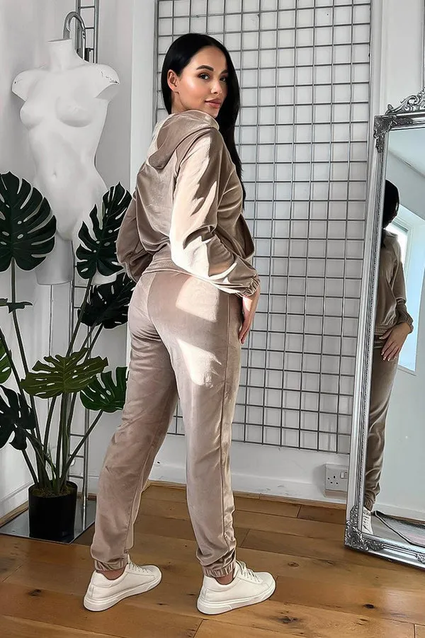 BEIGE HOODED SWEATSHIRT & JOGGERS VELOUR TRACKSUIT SET