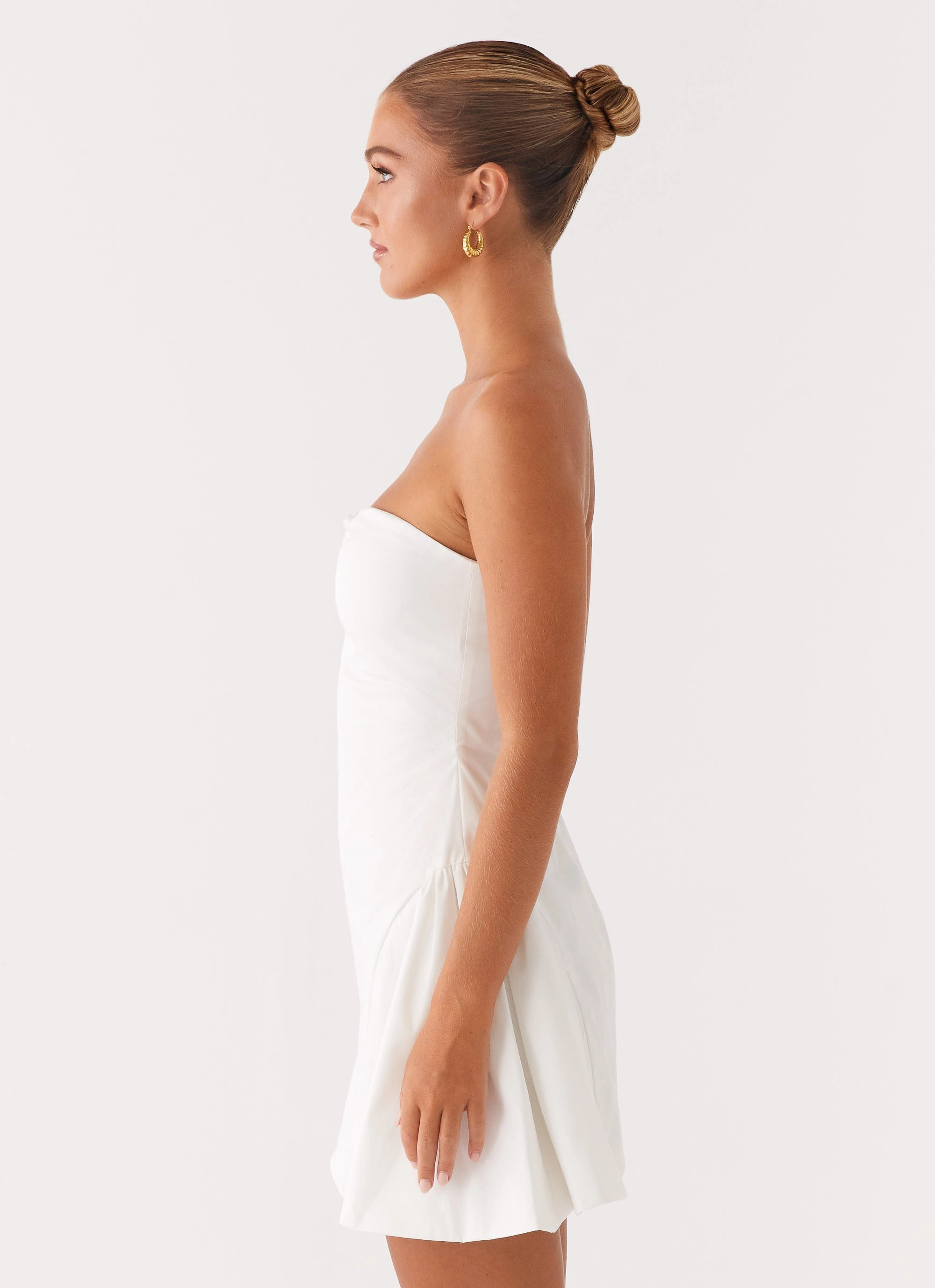 Lucille Mini Dress - White Classic Touch Elegant Waistband Fit