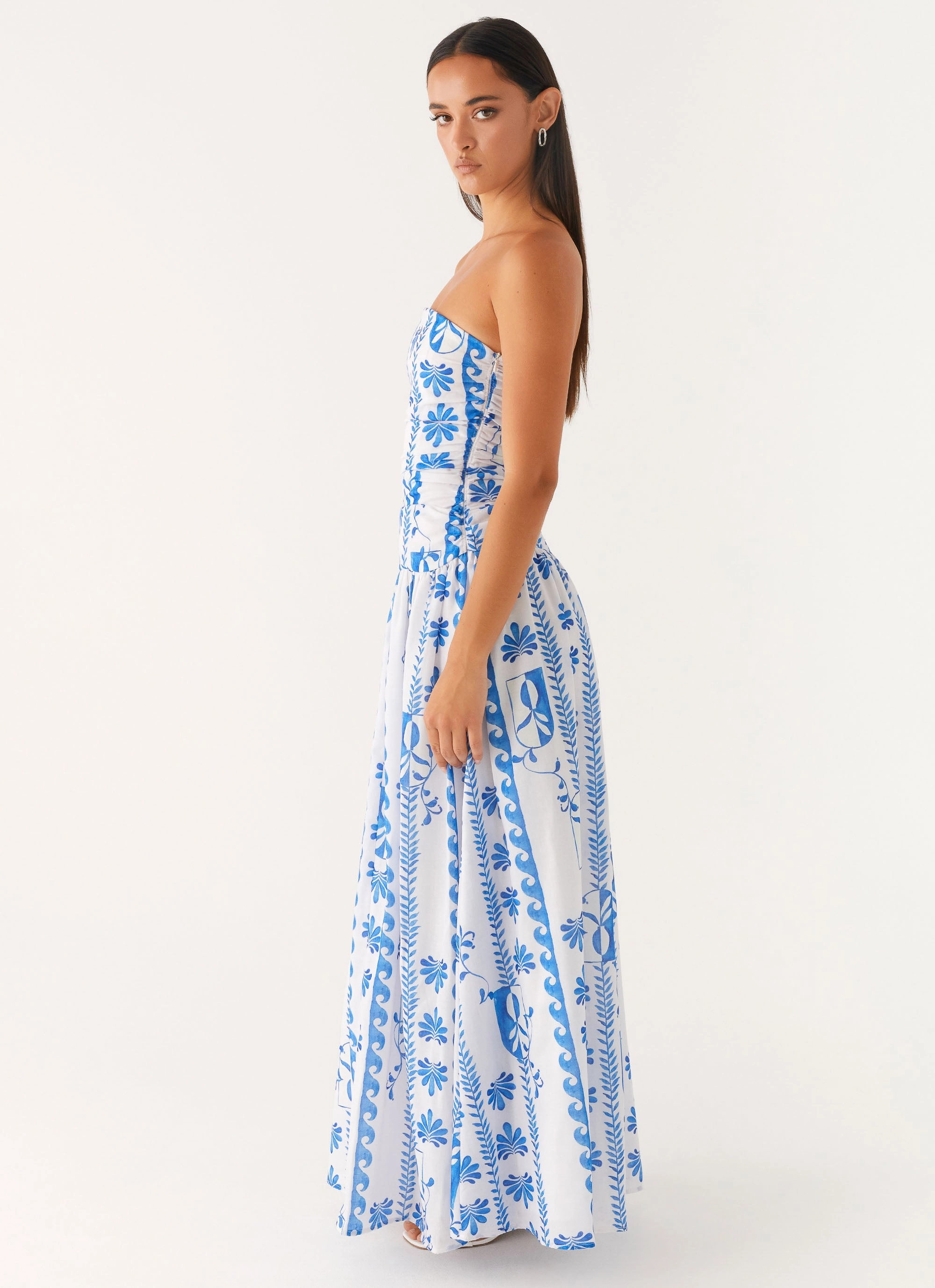 Carmel Maxi Dress - Floral Wave Happy Fit Off-Shoulder