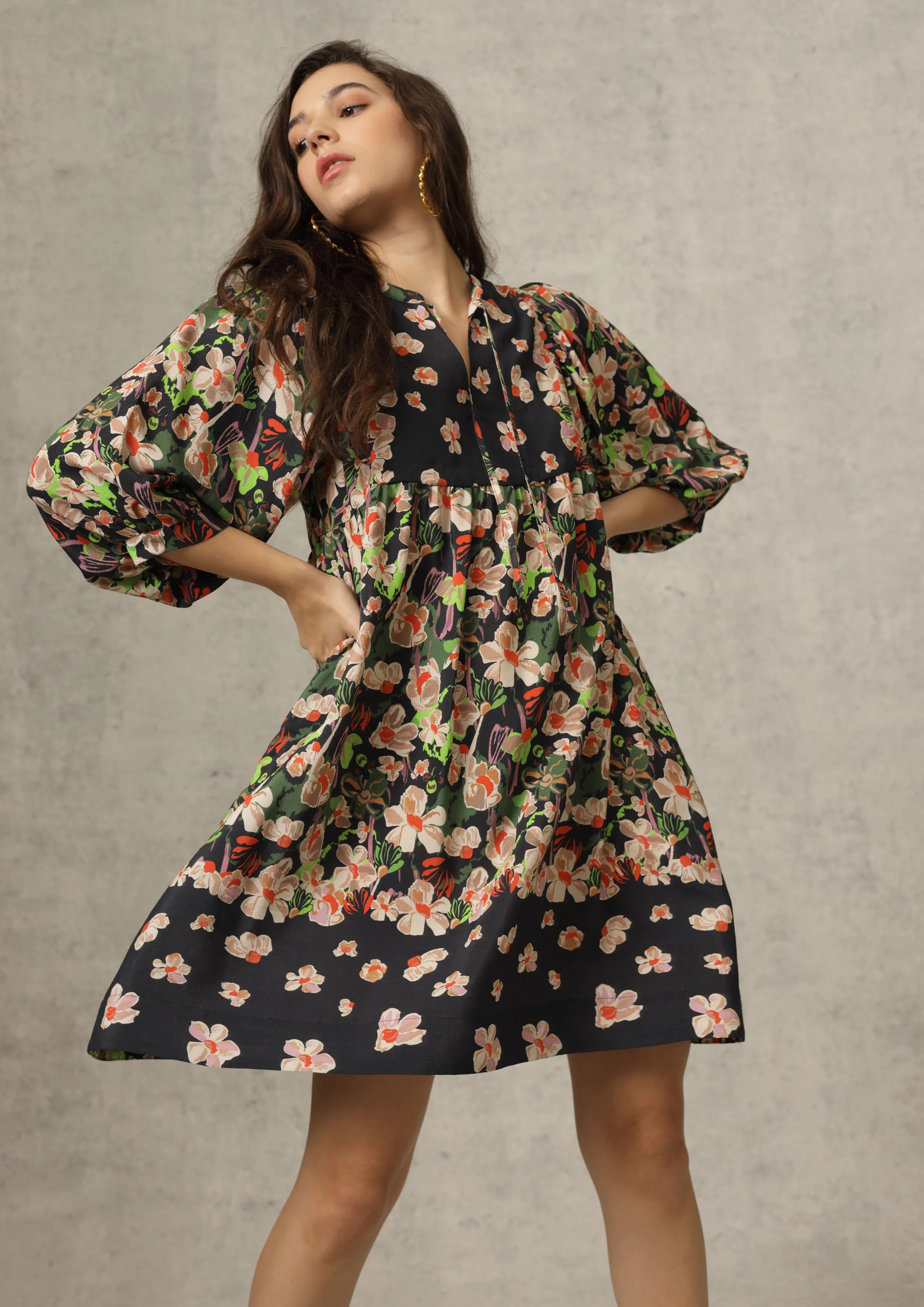 Melinda Print Dress in Black Comfortable Style