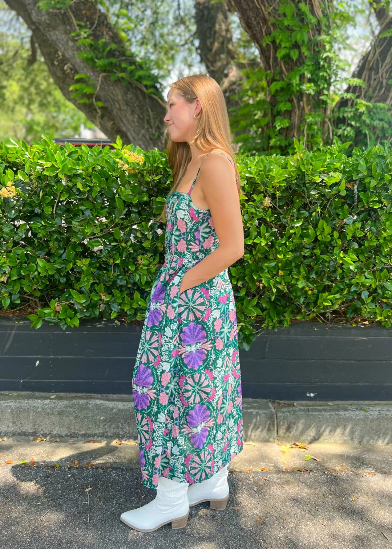 CATHERINE FLORAL OPEN-BACK MIDI DRESS Festive Mood
