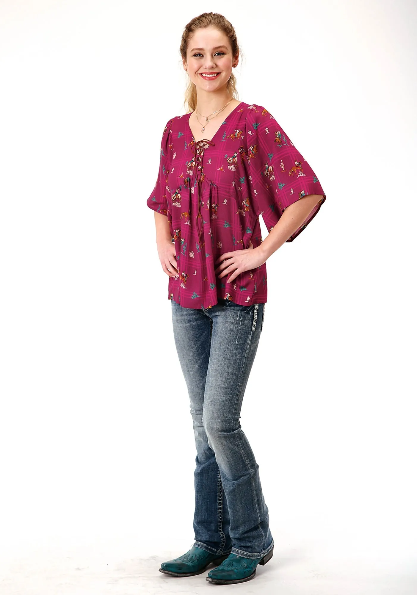 Roper Womens Red Rayon/Nylon Retro Cowboys S/S Blouse Soft Feel Holiday Outfit
