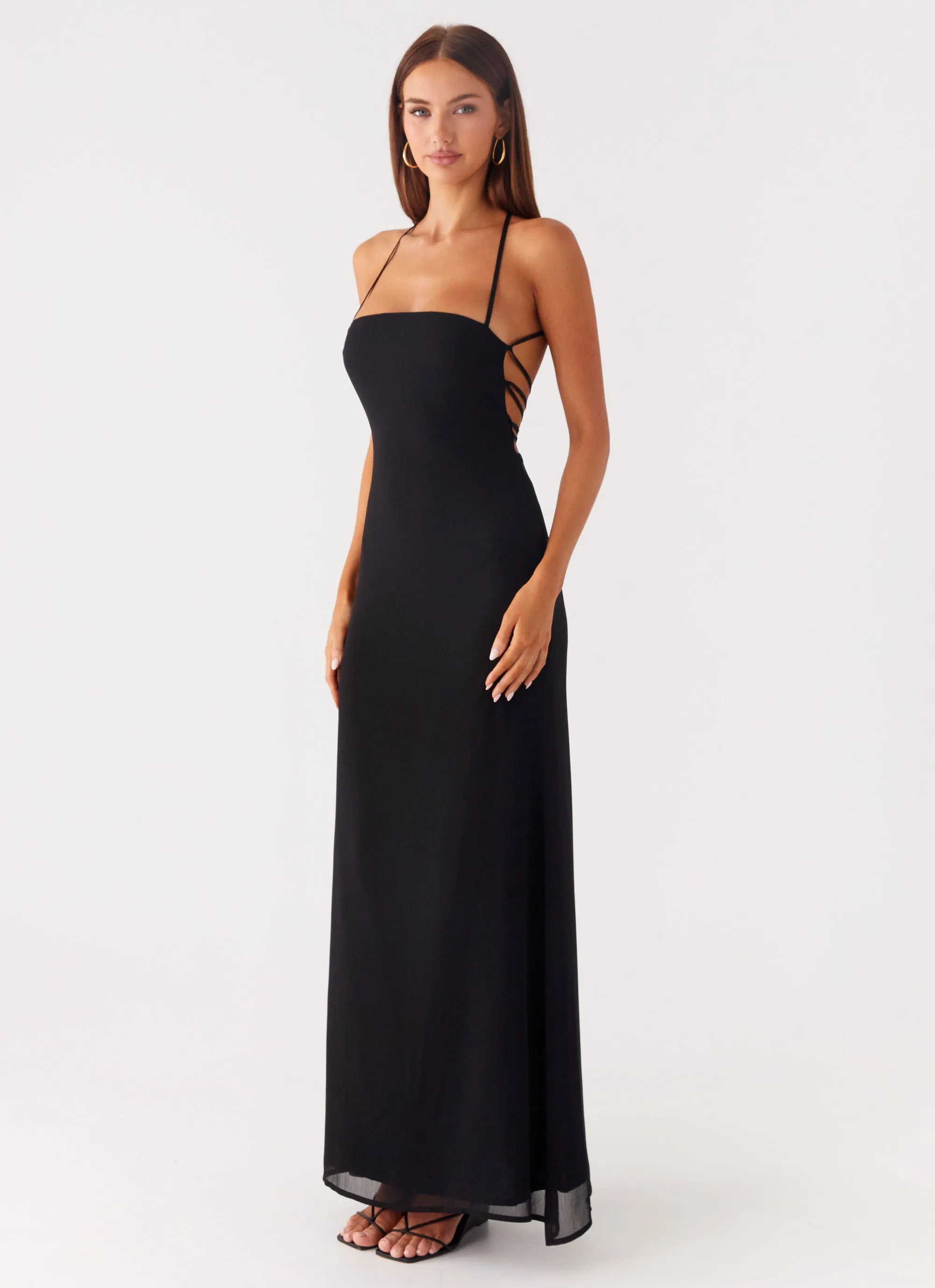 Peggy Maxi Dress - Black Warm Undertone Fashionable outfit for outings