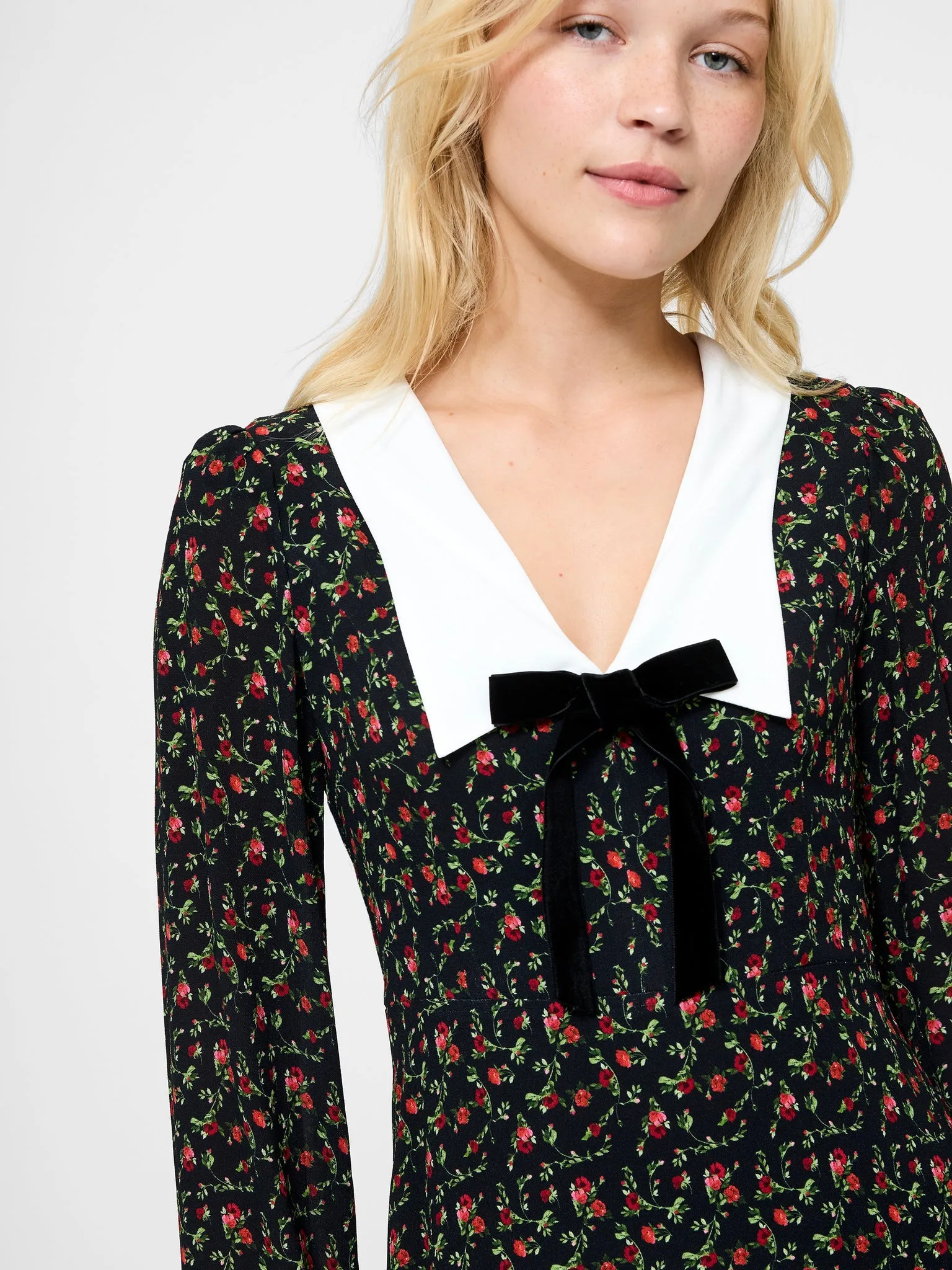 YASMIN CREPE COLLARED MINI DRESS Ruched-Detail