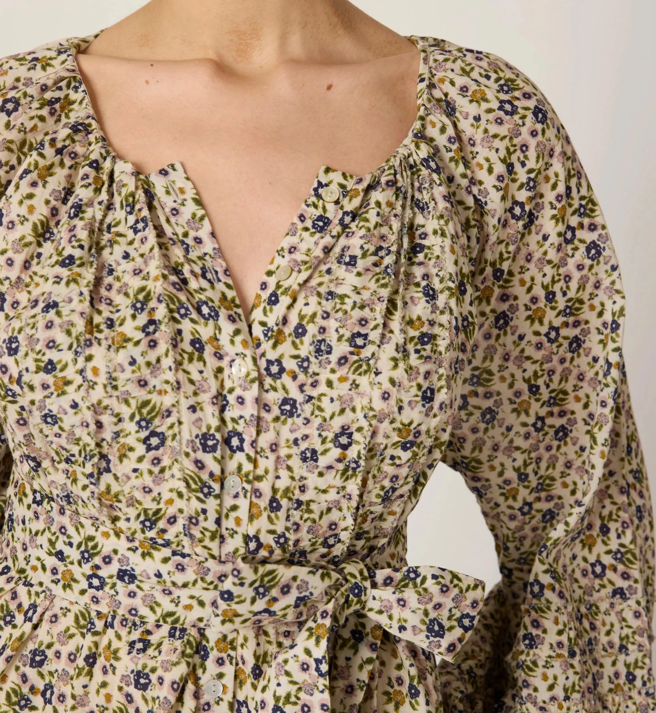 Chic Tailoring Design Easy to Wear Melinda Midi Dress | Eloisa Floral