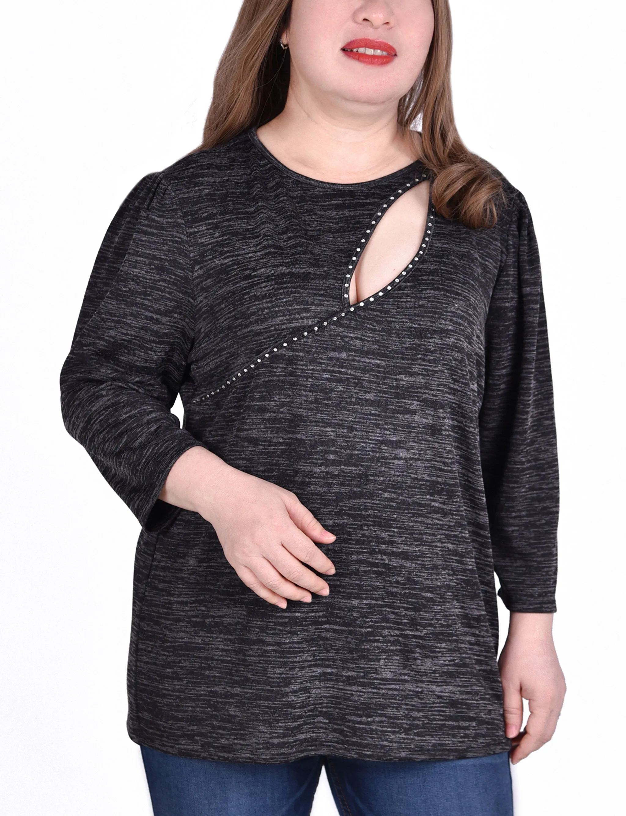 Flexible Comfort Plus Size 3/4 Sleeve Tunic Top With Front Cutout