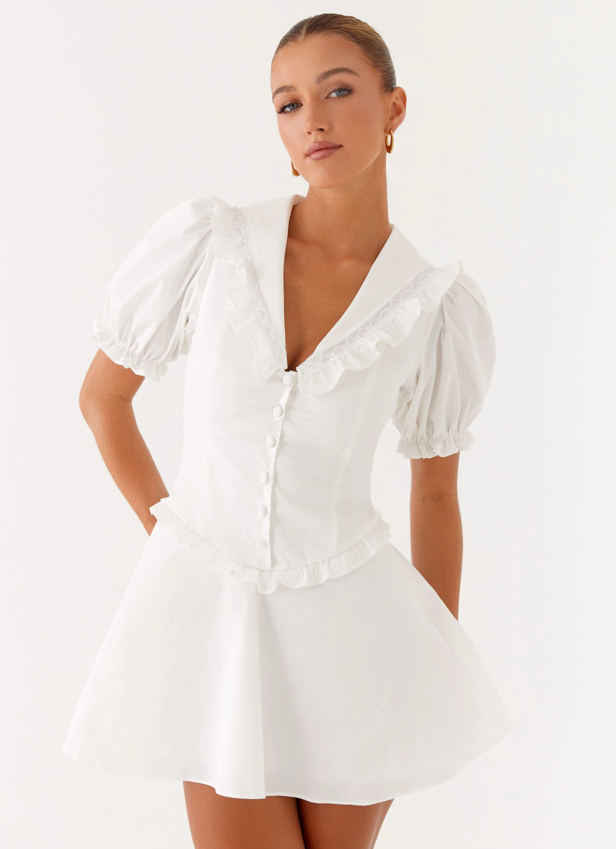 Seana Mini Dress - White Sleek Design Fit Relax Line