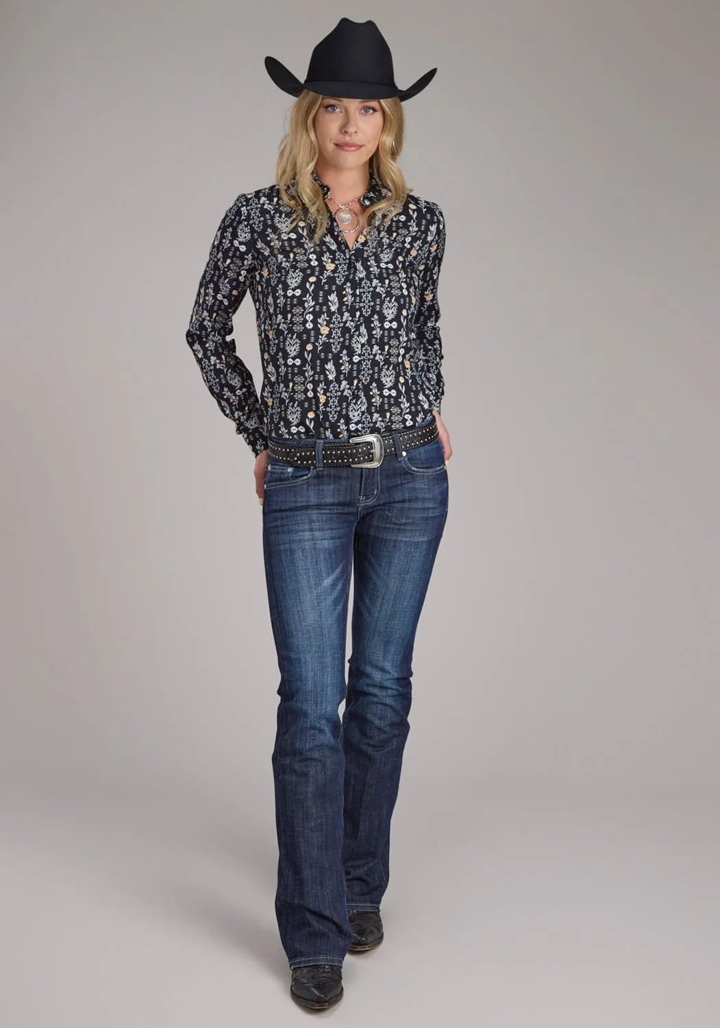 Embellished Neckline Roper Womens 2422 Floral Print Vintage Black 100% Rayon L/S Shirt