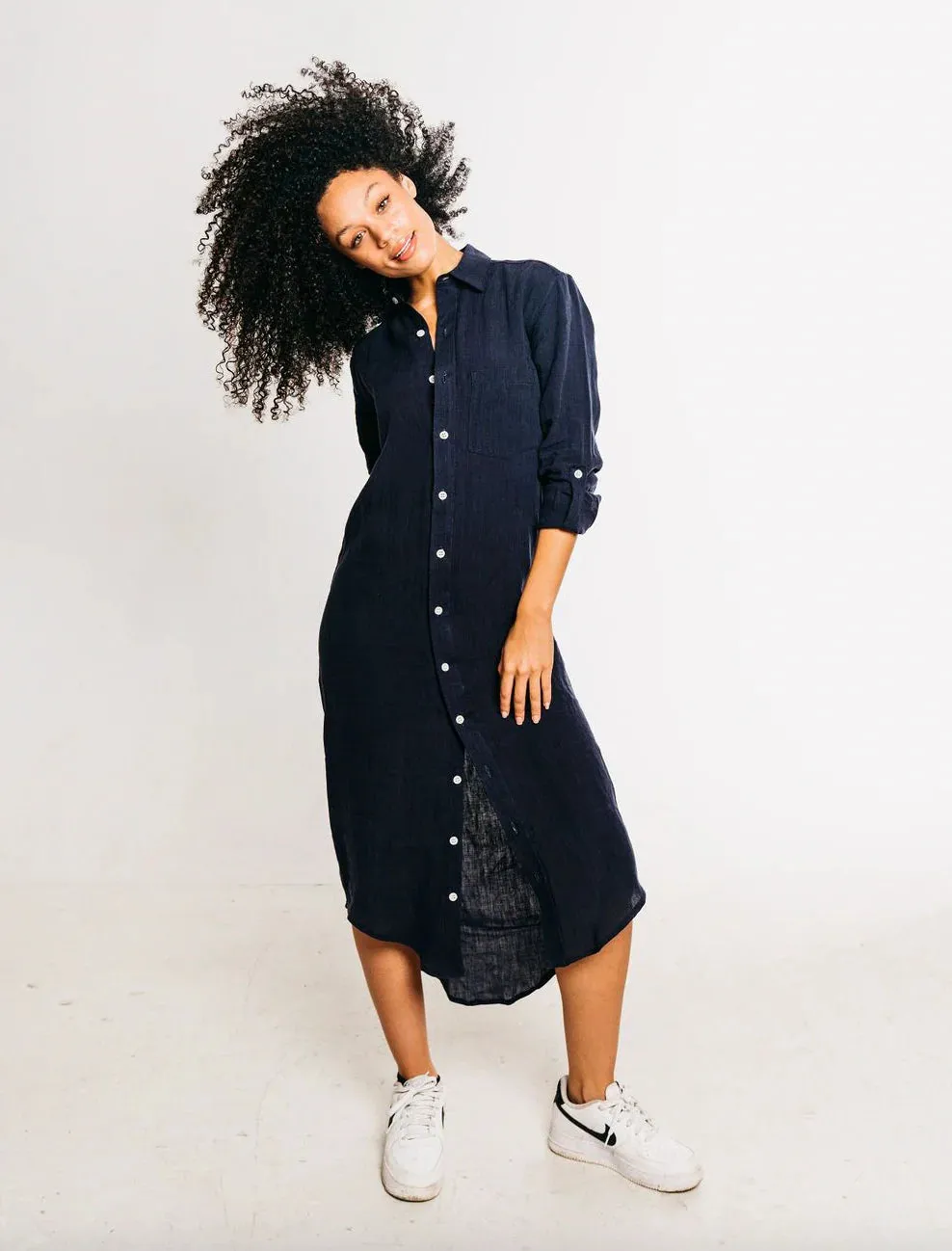 Belt Waist Classic Layering Girlfriend Midi Dress in Navy Linen