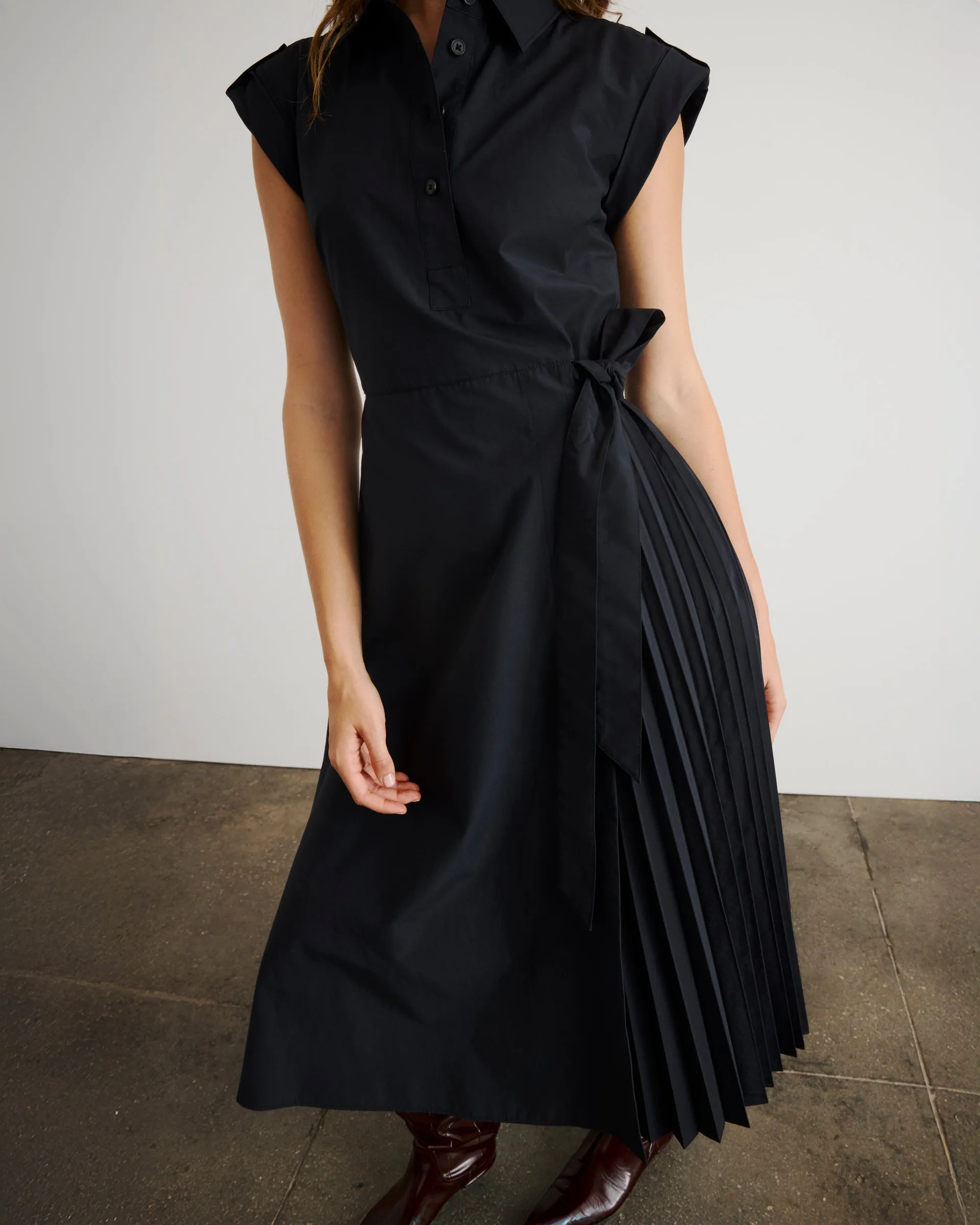 Subtle Mood Simple Elegance Shivonley Dress
