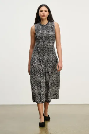 Customizable Design Katherine Smocked Dress in Black DoubleLayeredMaterial Pure Shape Katherine Smocked Dress in Black