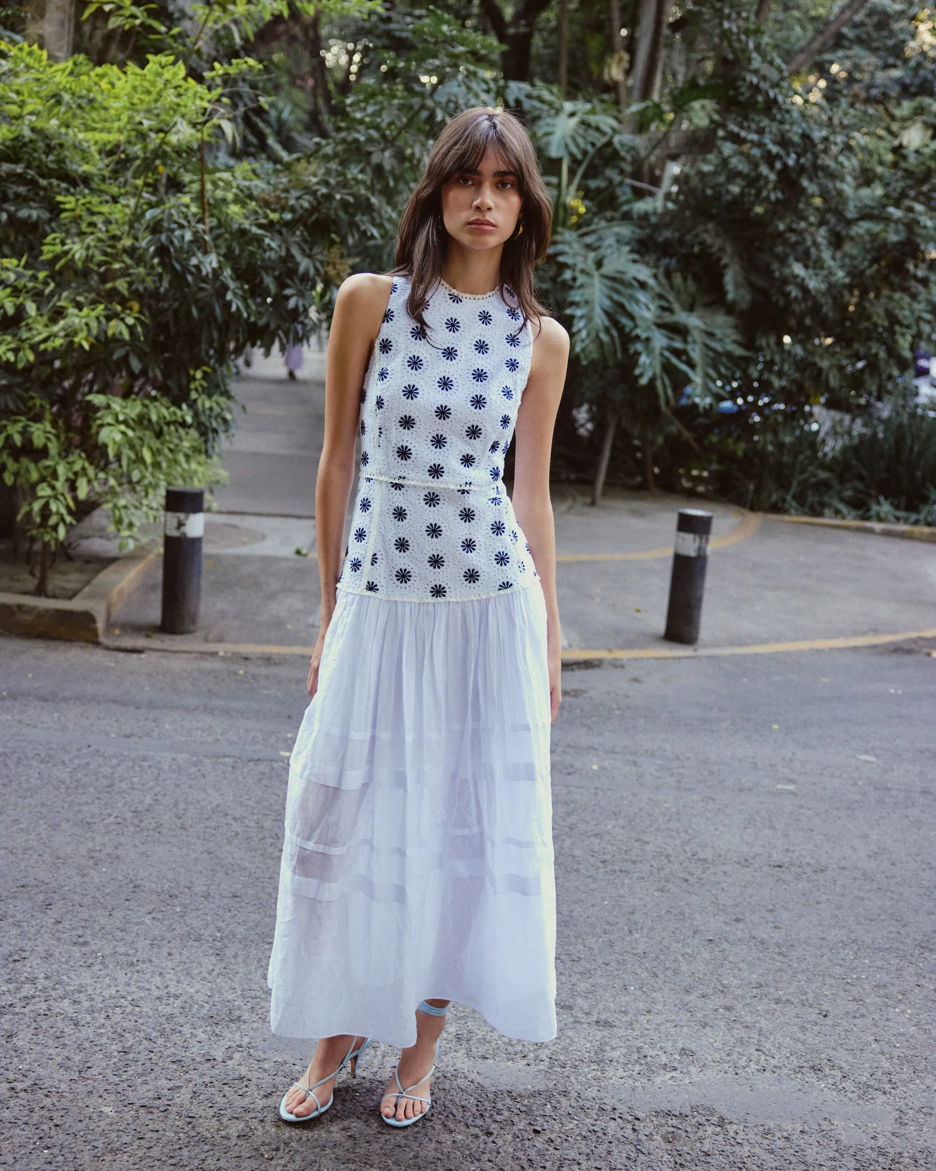 Rachel Dress Minimalist Elegance Daytime Look