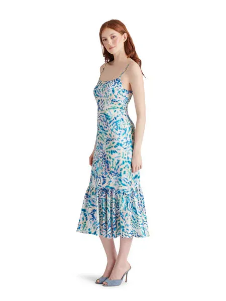 Chic And Comfortable Danni Dress in Blue Coral
