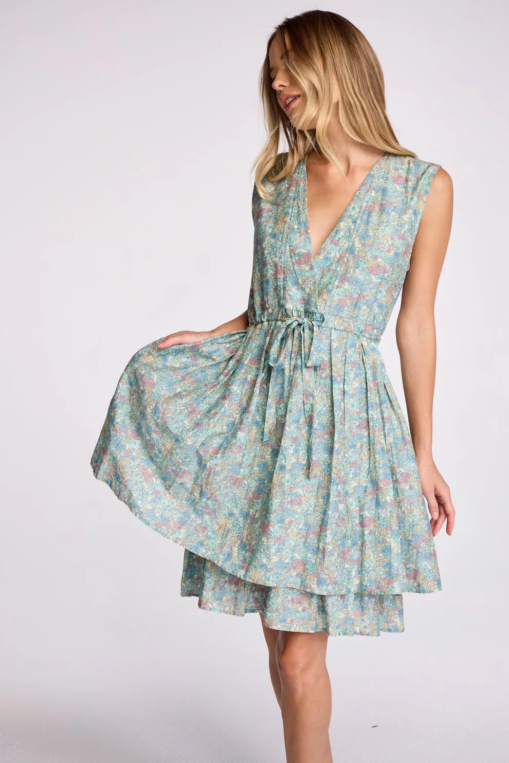 DAPHNE DRESS Fashionable Layers Built-In-Slip