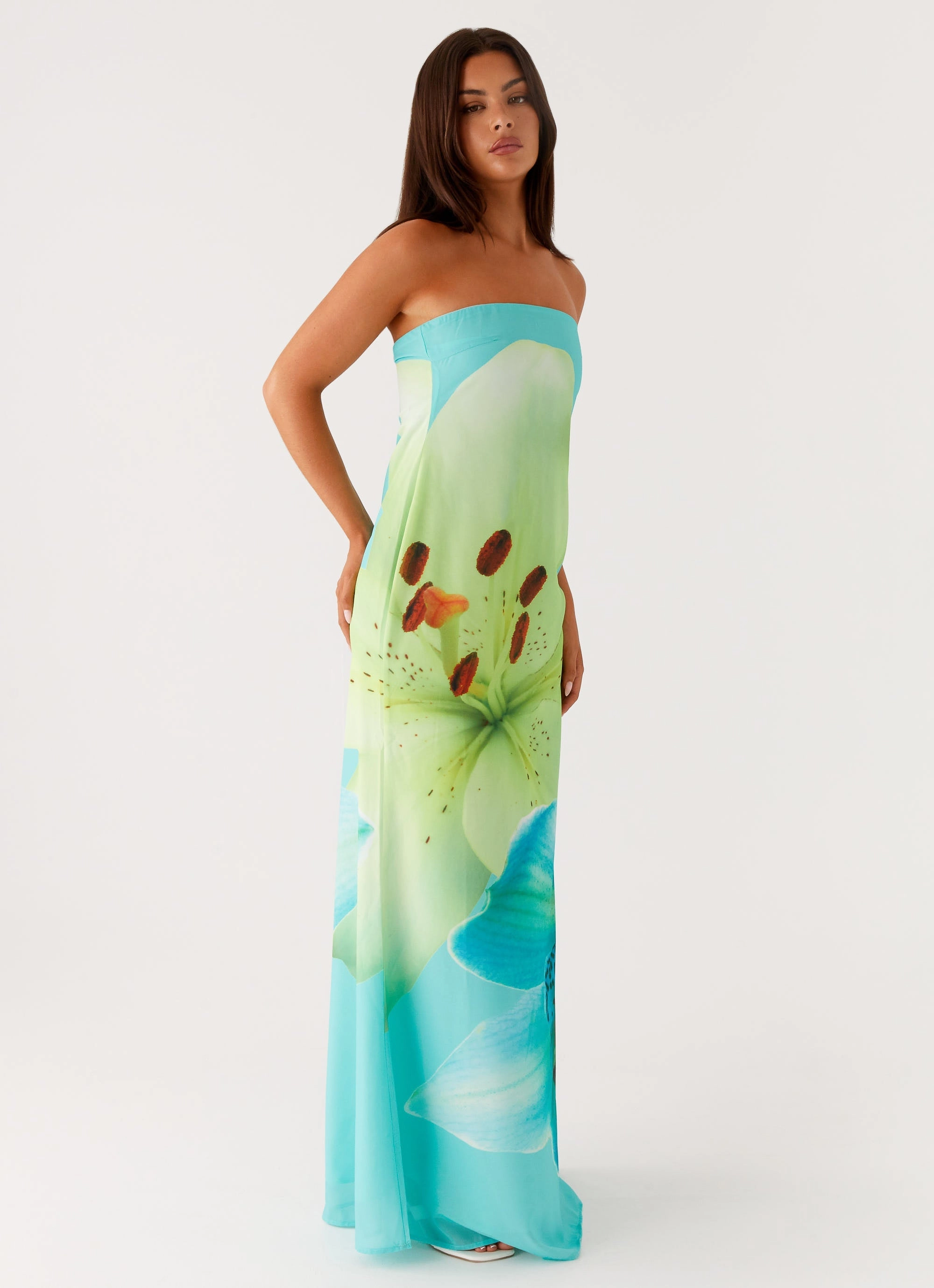Sharp Finish Timeless Piece Darcy Maxi Dress - Turquoise Floral
