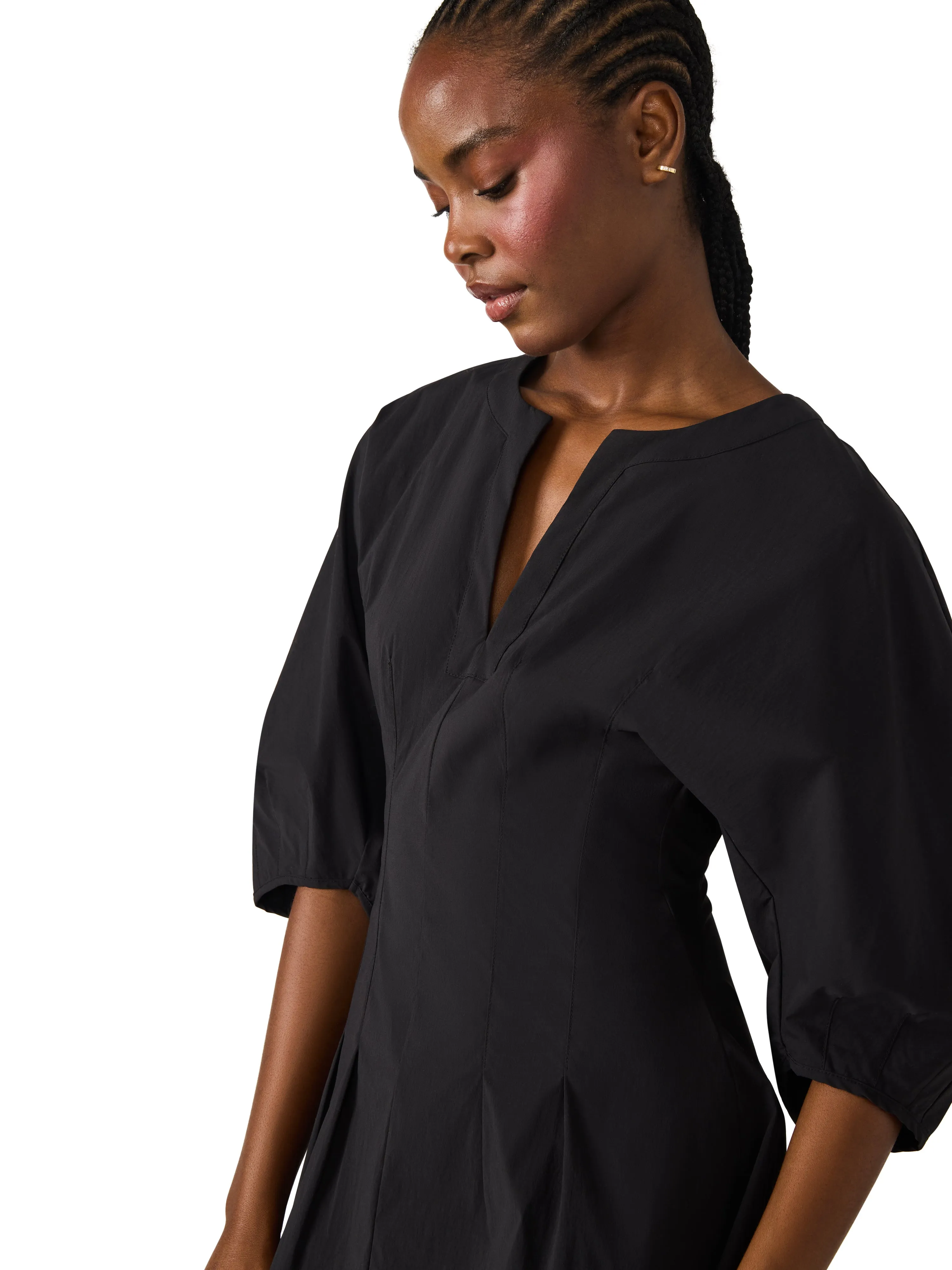 Clean Fit Dayton Dress in Black