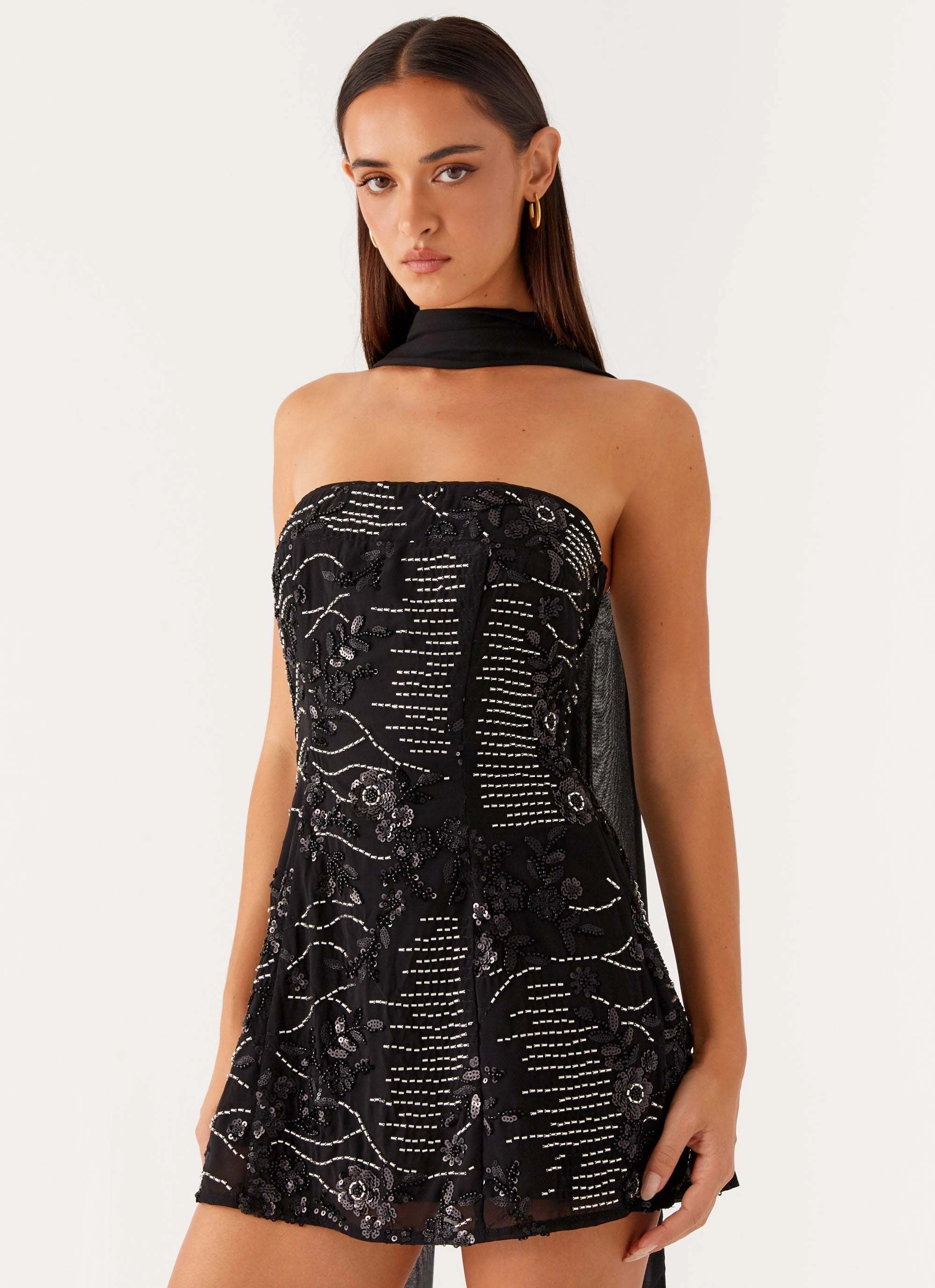 Chic Direction Relaxed Movement Kiesha Strapless Scarf Mini Dress - Black