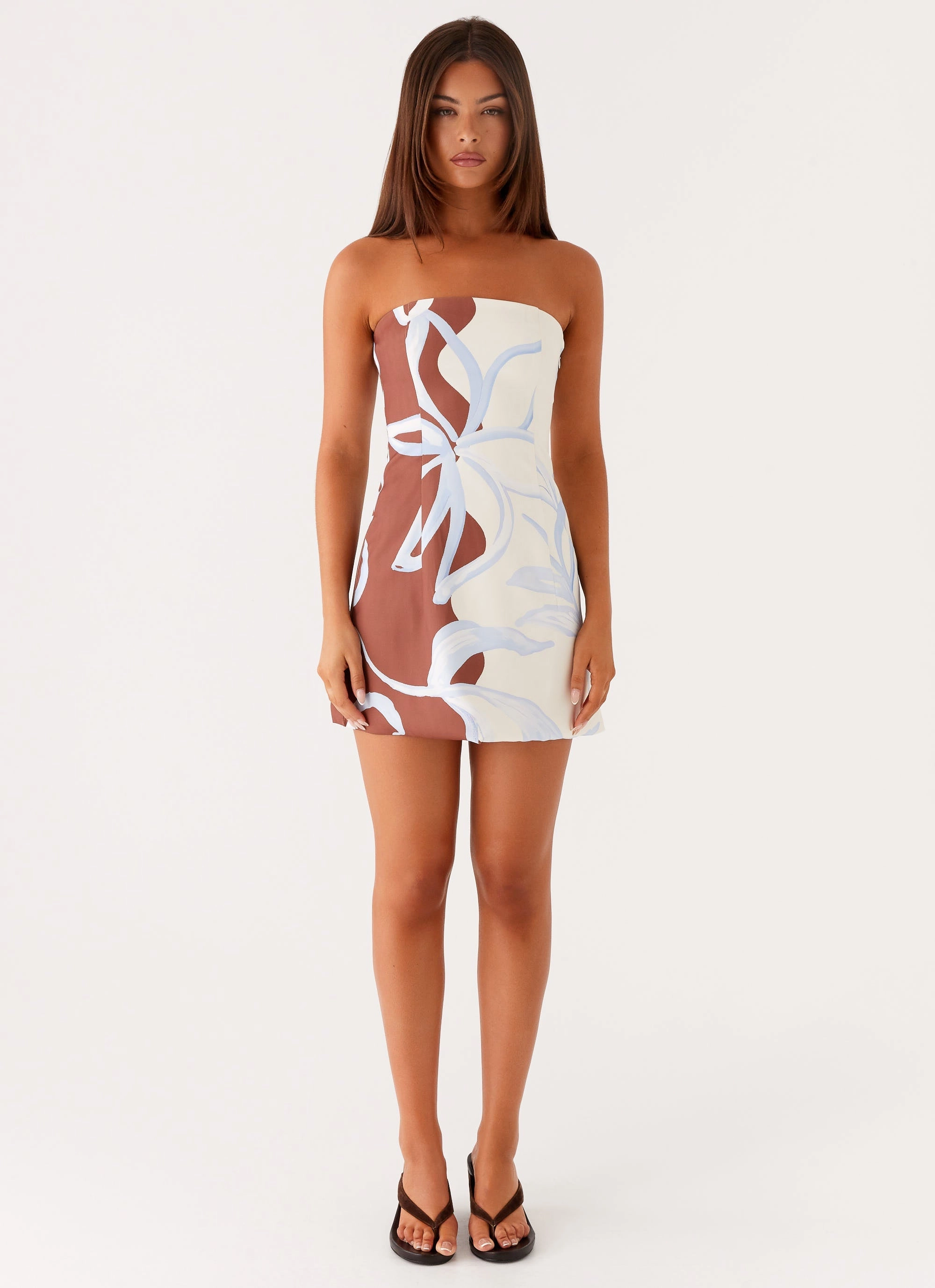 Chic Waist Sleek Drape Denby Strapless Mini Dress - Bloom Wave Print