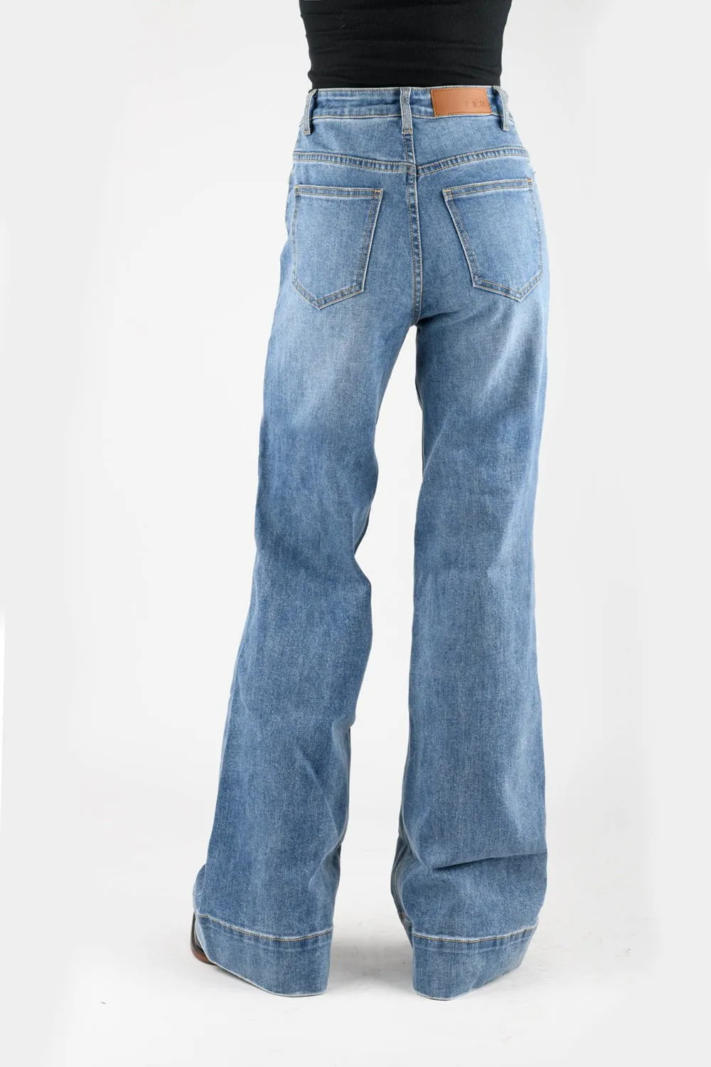 Anti Sagging Technology Sunny Vibes Weekend Style Traveler Gear Tin Haul Womens Claire Angled Side Seam Blue Cotton Blend Jeans