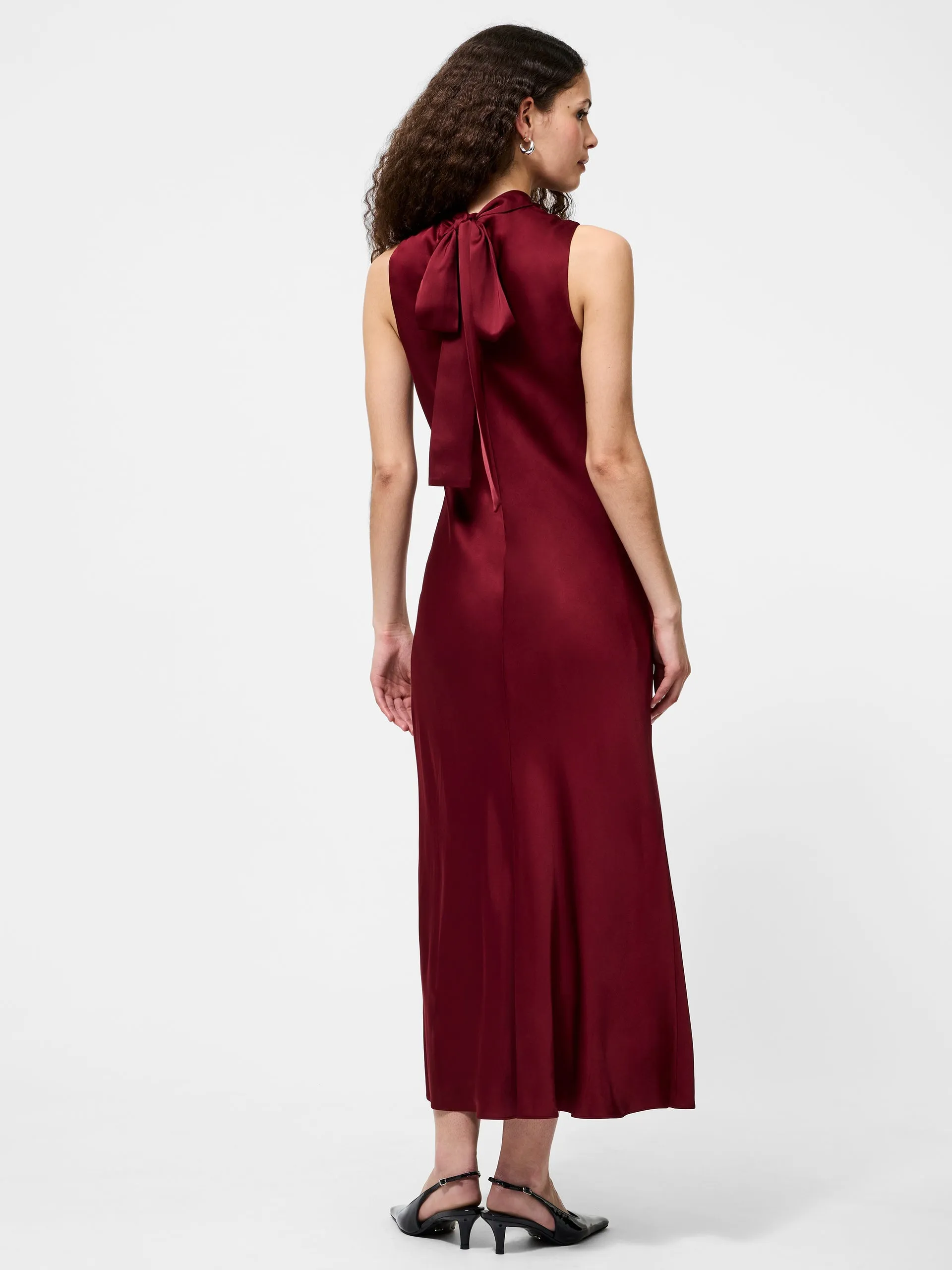 ENNIS SATIN SLEEVELESS BOW MIDI DRESS Layered Wear