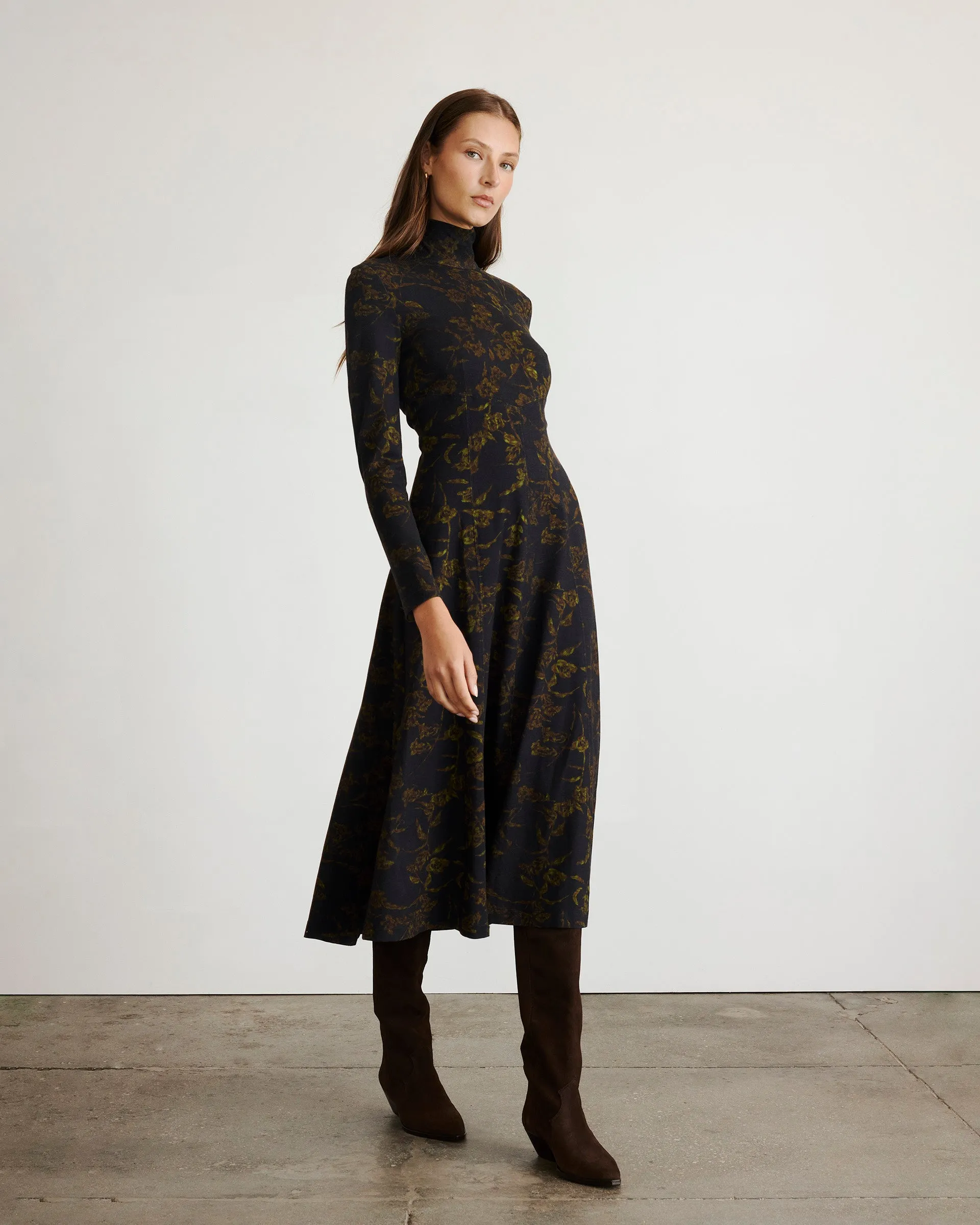 Evening Vibe Lounge Feel Thea Dress