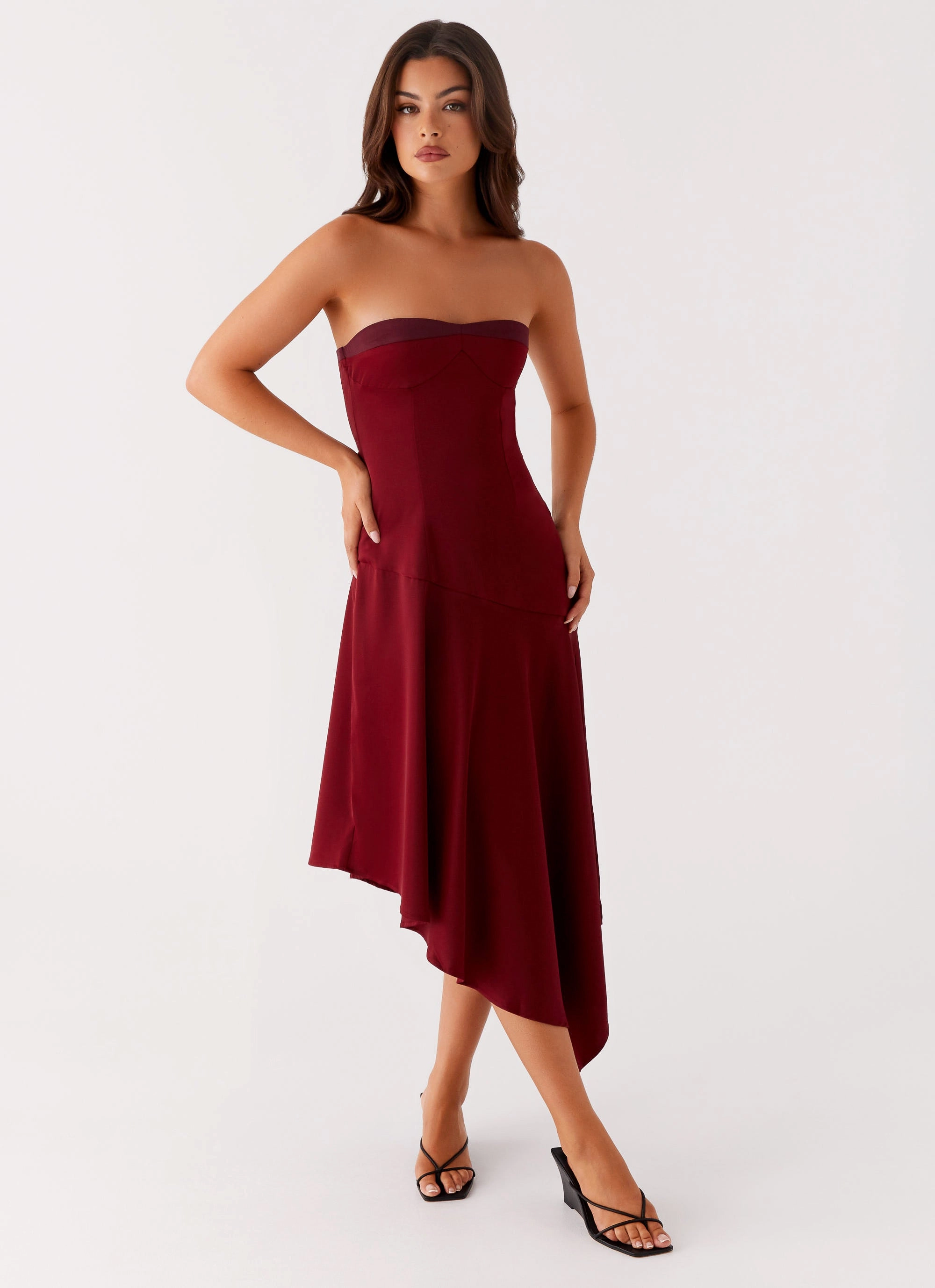 Feminine Cut Matisse Midi Dress - Red