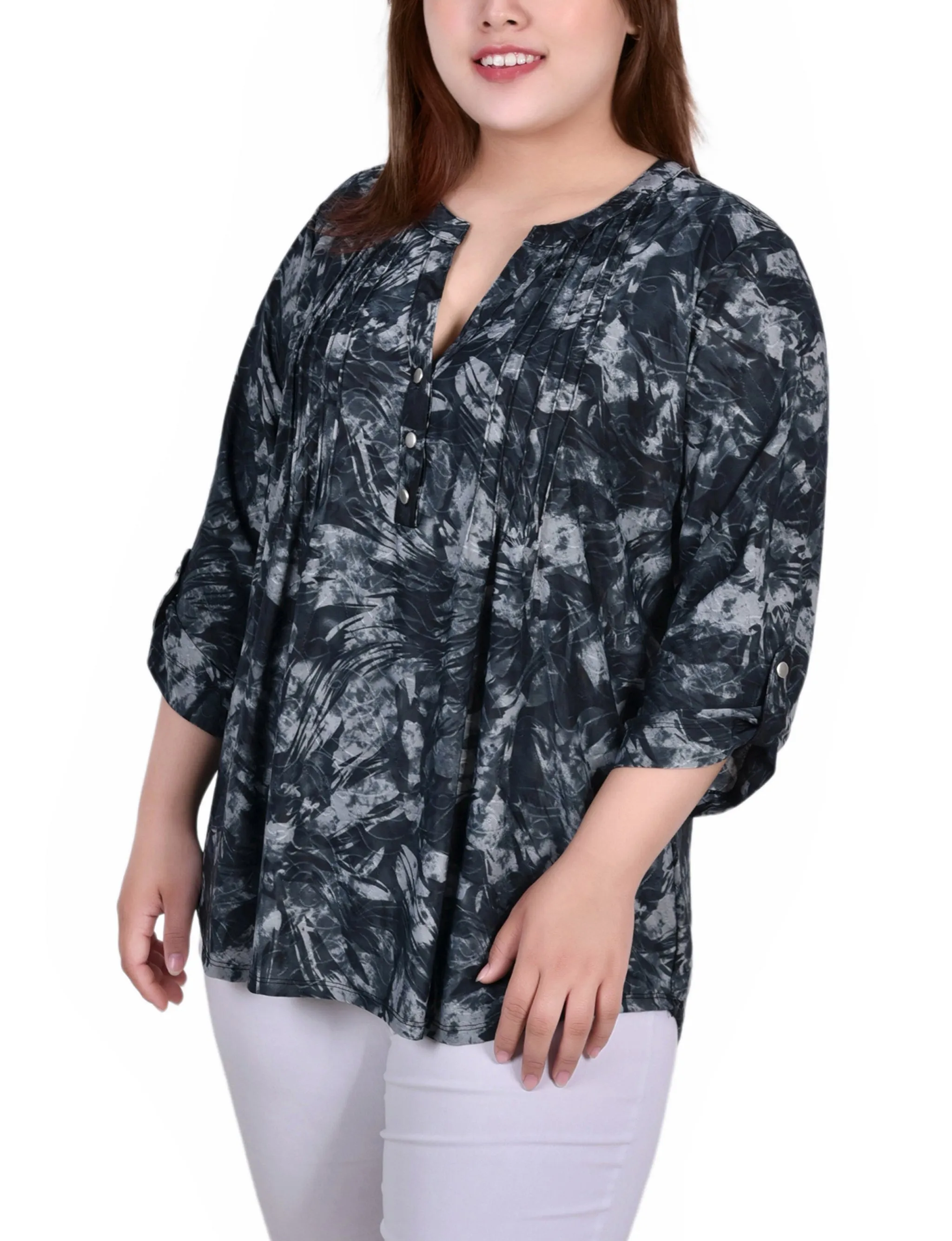 Soft Comfort Elegant Appearance Plus Size 3/4 Sleeve Roll Tab Y Neck Pullover Top