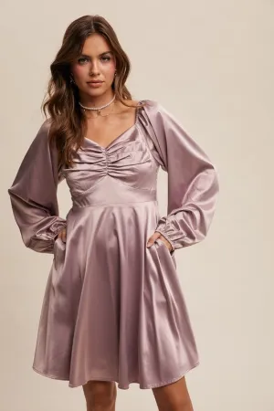 Everyday Chic Carly Cinched Long Sleeve Satin Dress Minimalist Style Printed-Lining Carly Cinched Long Sleeve Satin Dress
