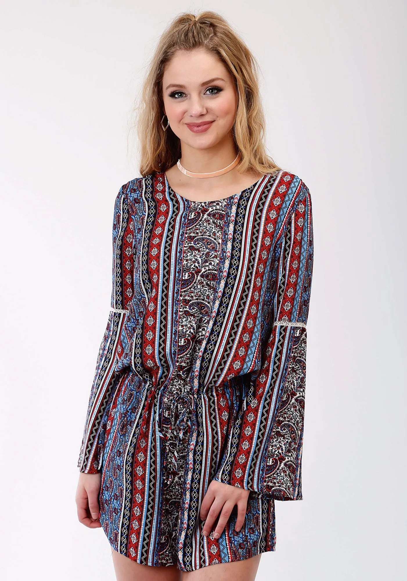 Picnic Style Creative Look Minimalist Style Weekend Warrior Luxury Athlete Fit Roper Womens Blue Rayon/Nylon Paisley Stripe L/S Romper
