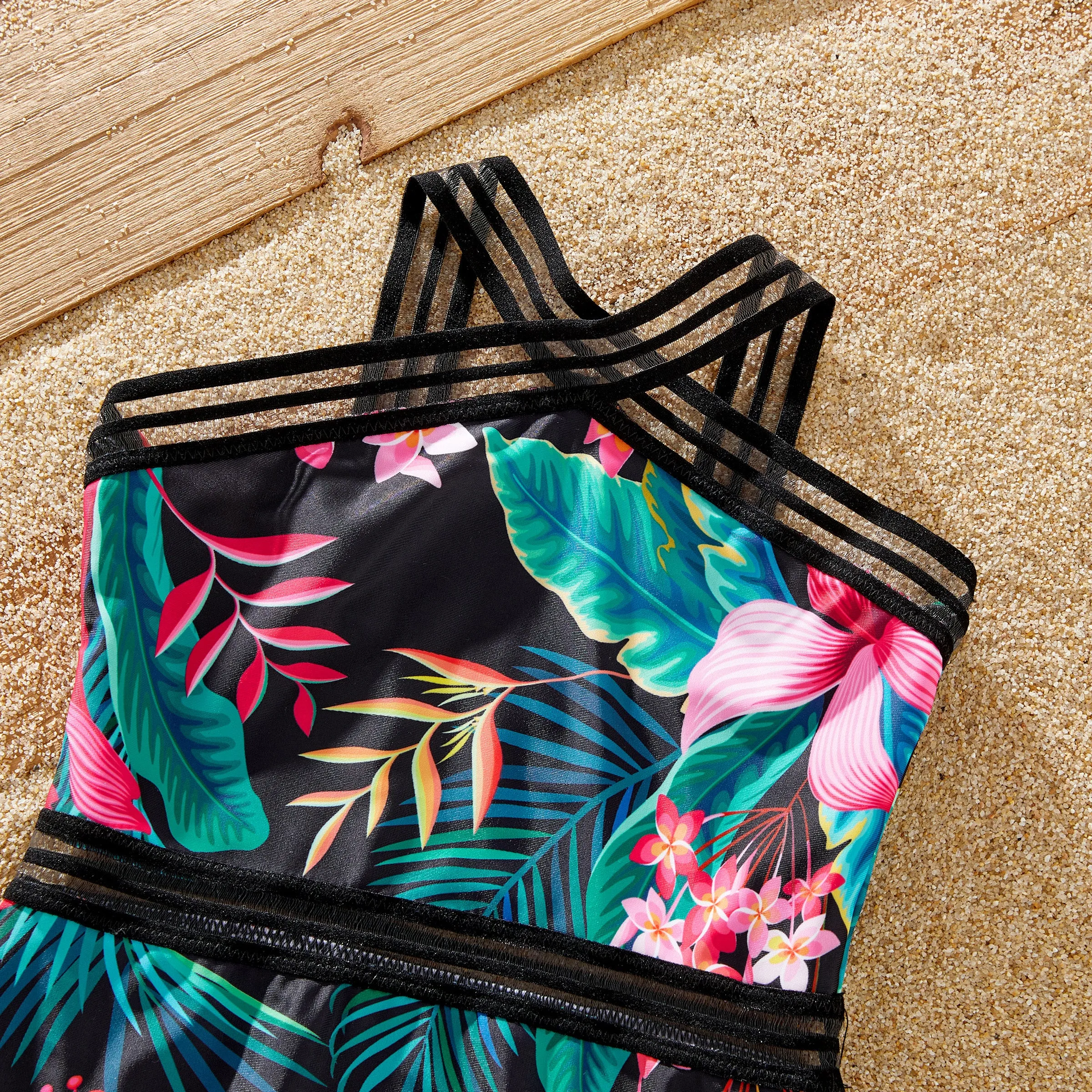 Family Matching Allover Plant Print Crisscross One-Piece Swimsuit and Swim Trunks