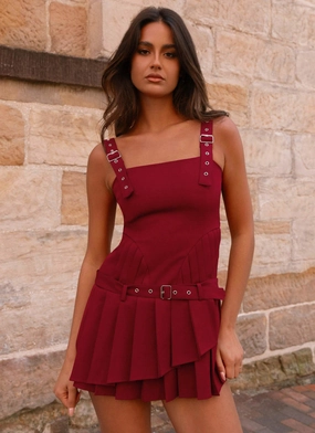 Fashionable Ensemble Uma Mini Dress - Cherry Red Cool Tone City Flow Uma Mini Dress - Cherry Red