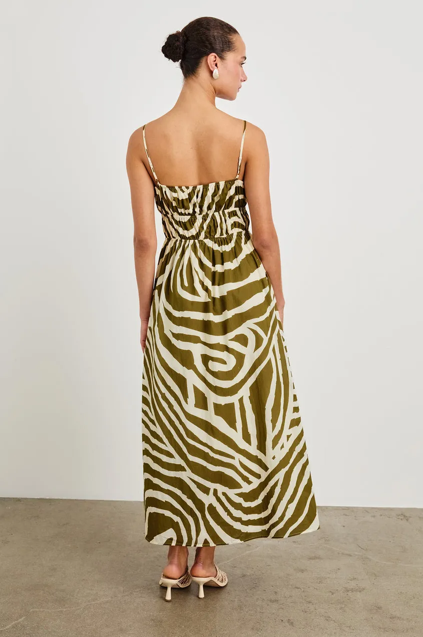 Fatima Dress in Selva Polished Style