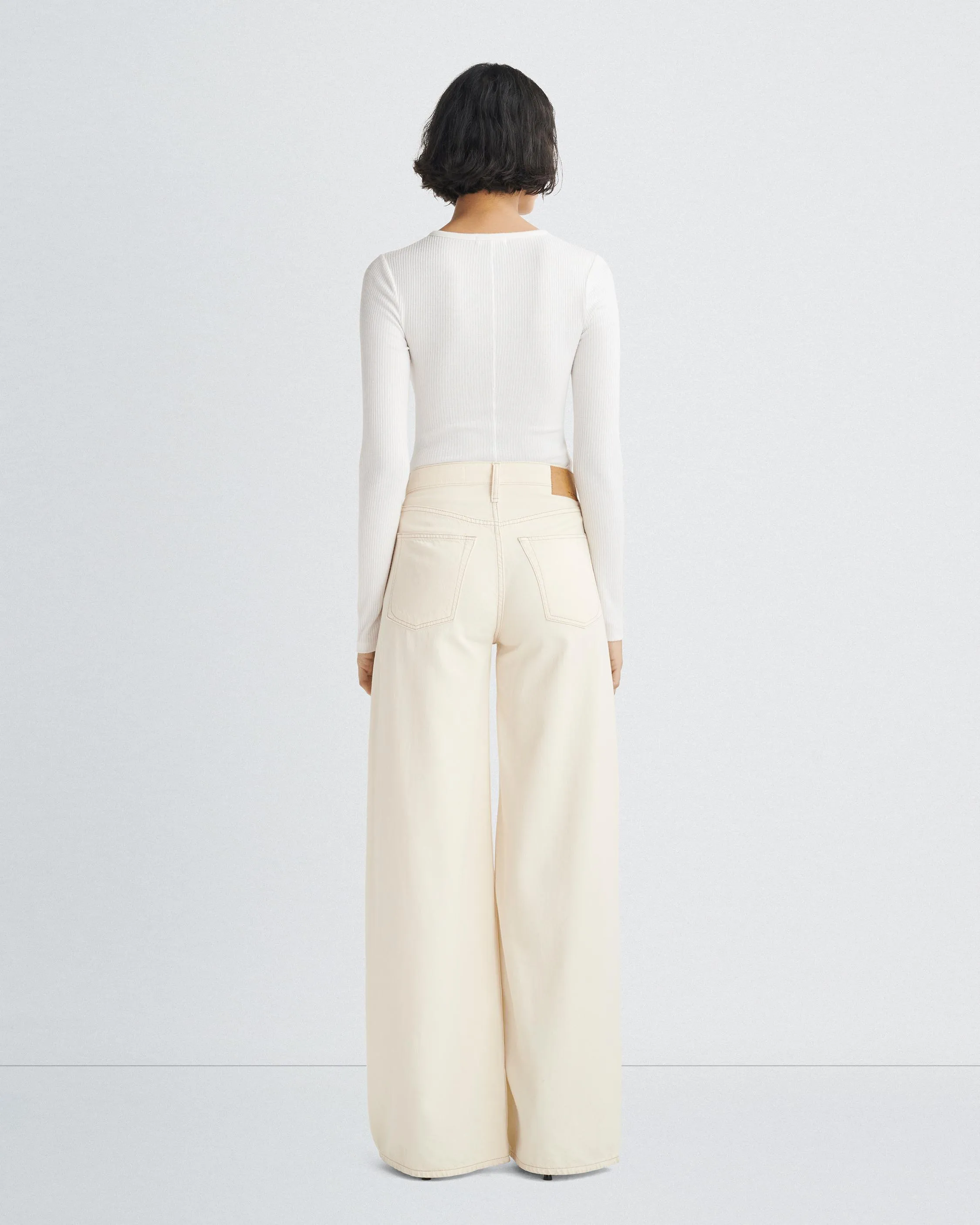 Minimal Shrinkage Fabric Featherweight Sofie Wide Leg Jeans Everyday Essential
