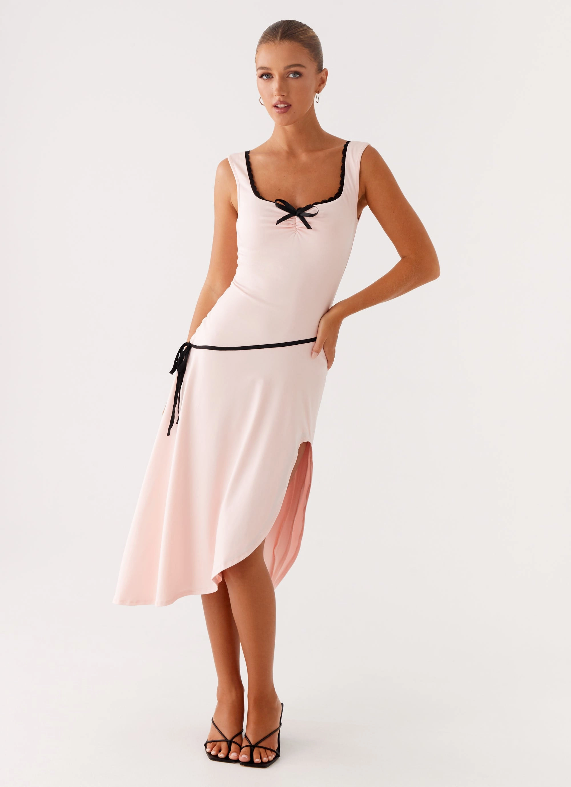 DurableStitching Vibrant patterned dress Darlene Midi Dress - Pink