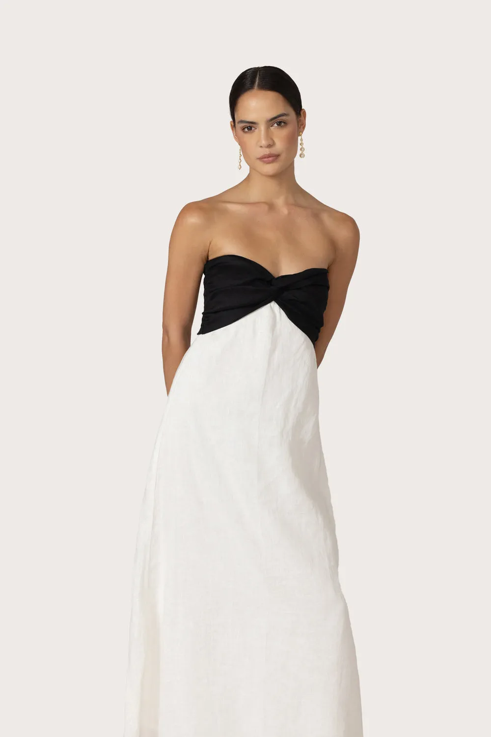 Waist-Cinching Melody Linen Maxi Dress in White Black