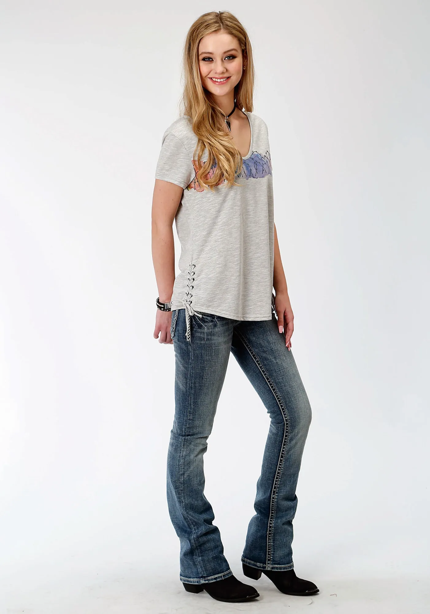 Roper Womens Gray Poly/Rayon Barbwire S/S T-Shirt Subtle Details Casual Look