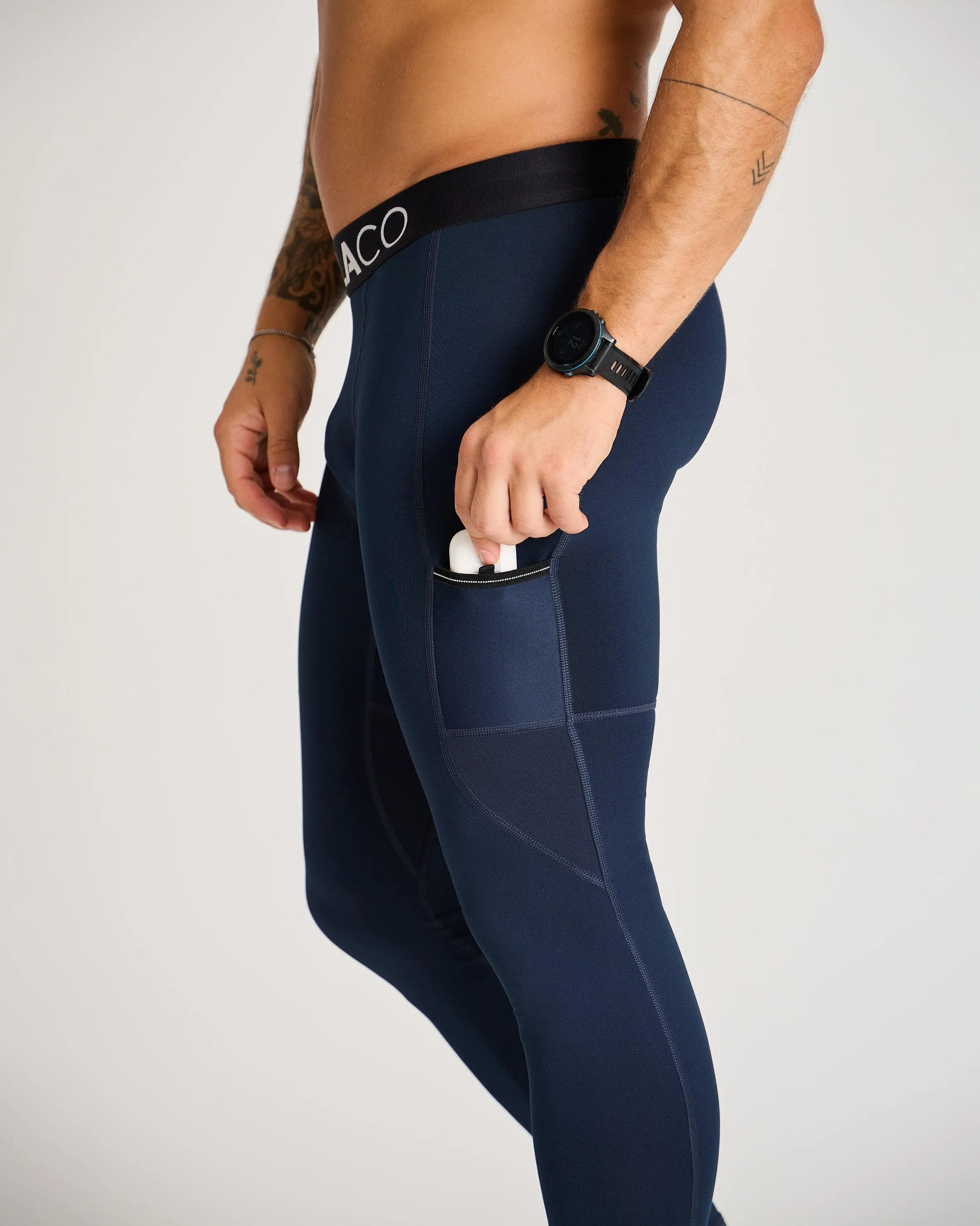 Fulton Pant in Navy